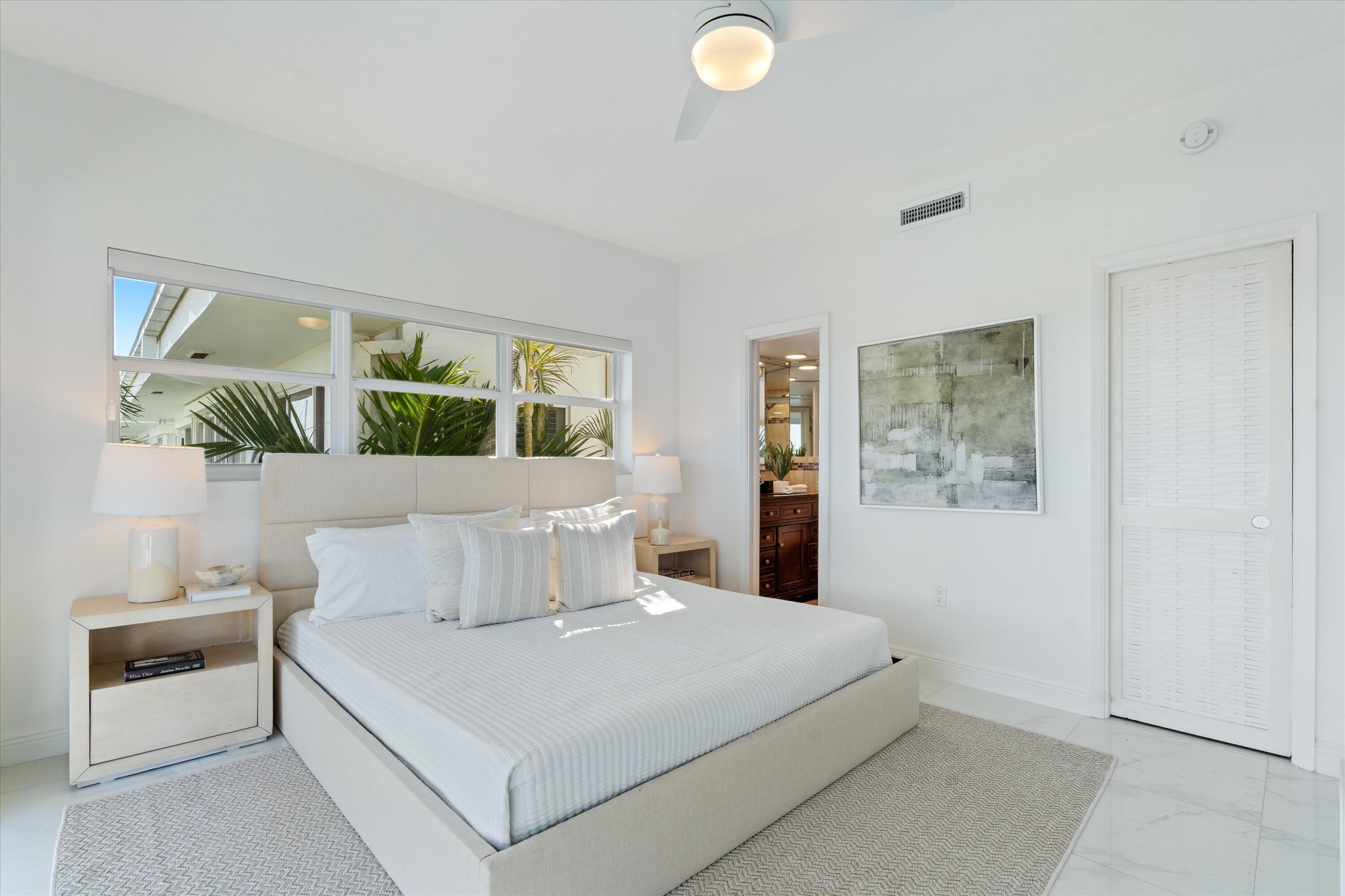 2717 Yacht Clb #Penthouse 5e Fort Lauderdale, FL 33304