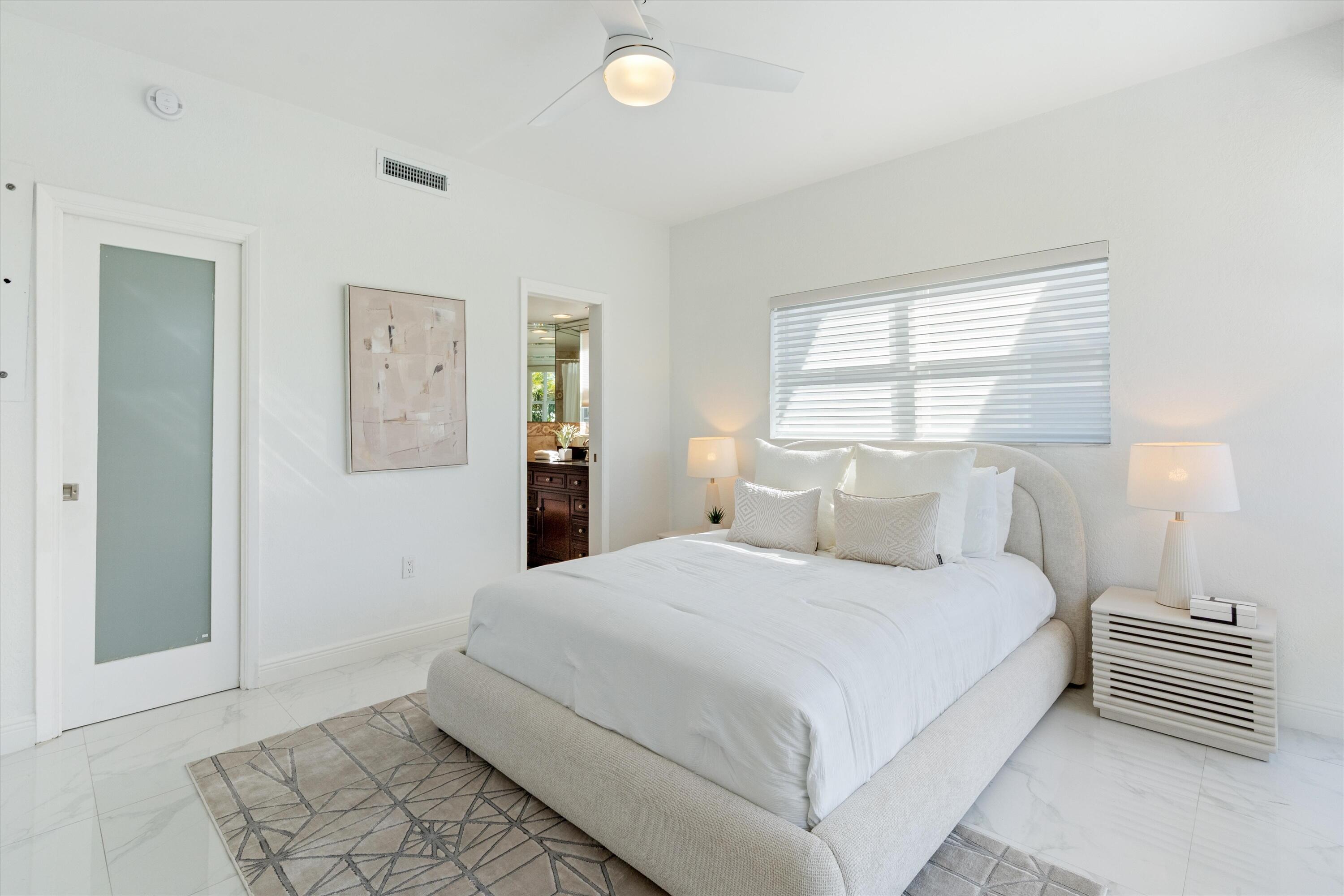 2717 Yacht Clb #Penthouse 5e Fort Lauderdale, FL 33304