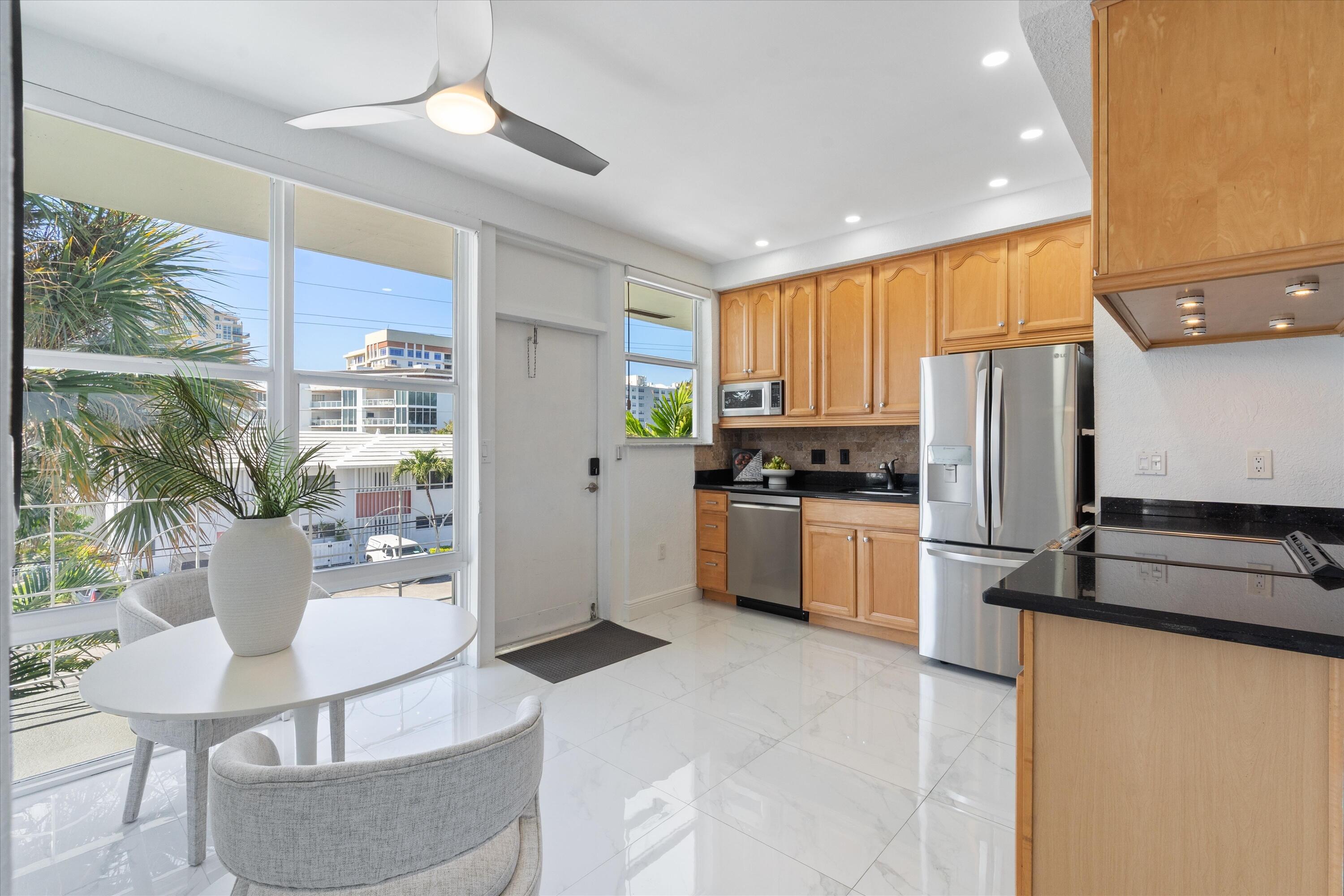 2717 Yacht Clb #Penthouse 5e Fort Lauderdale, FL 33304