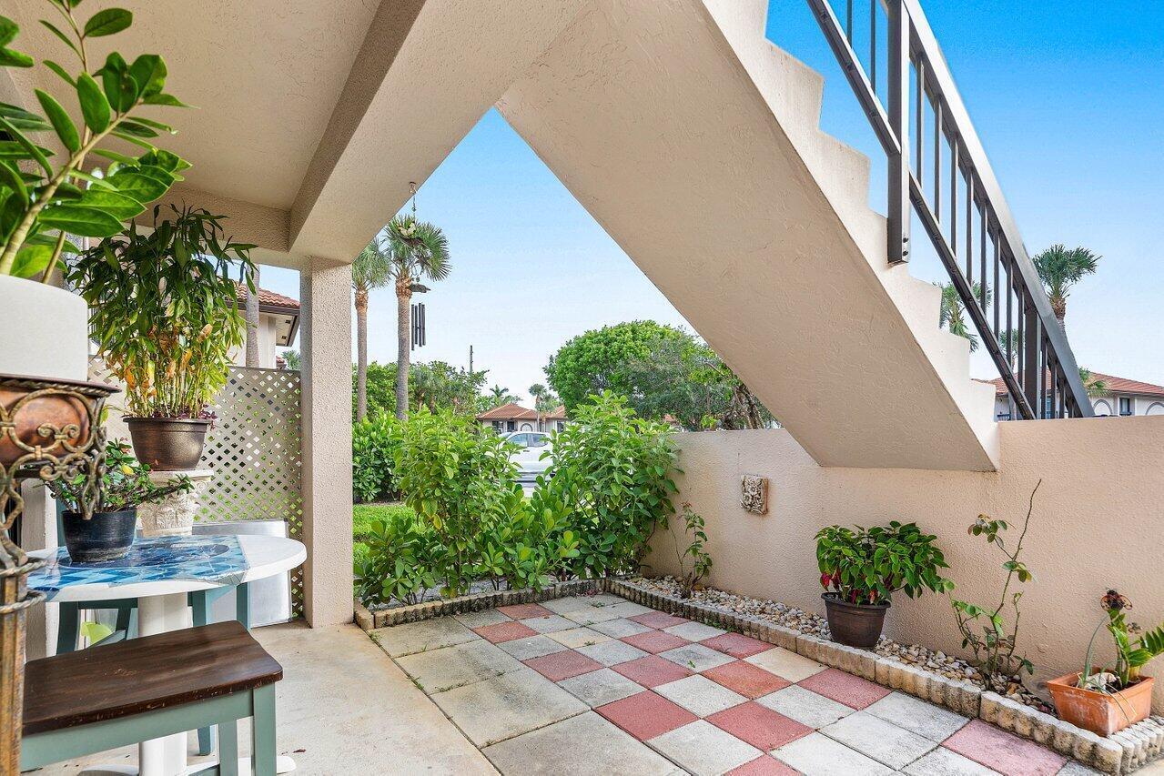 5200 E Club #106