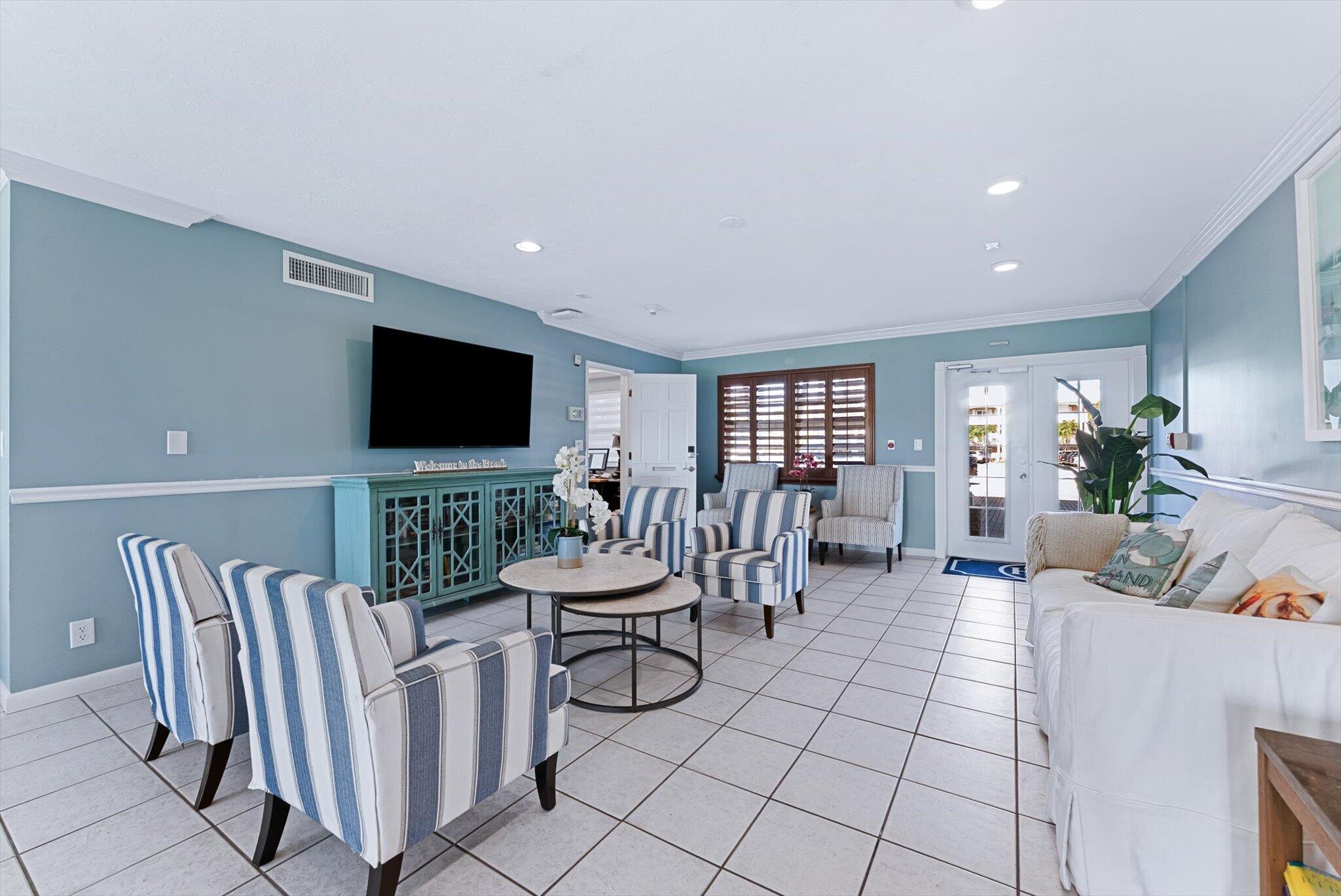 1199 Hillsboro Mile Pompano Beach, FL 33062