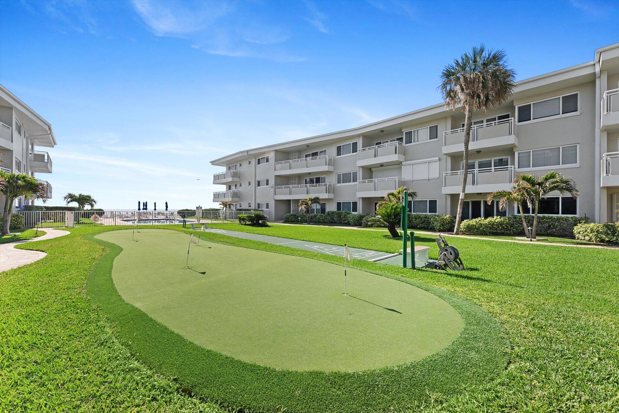 1199 Hillsboro Mile Pompano Beach, FL 33062