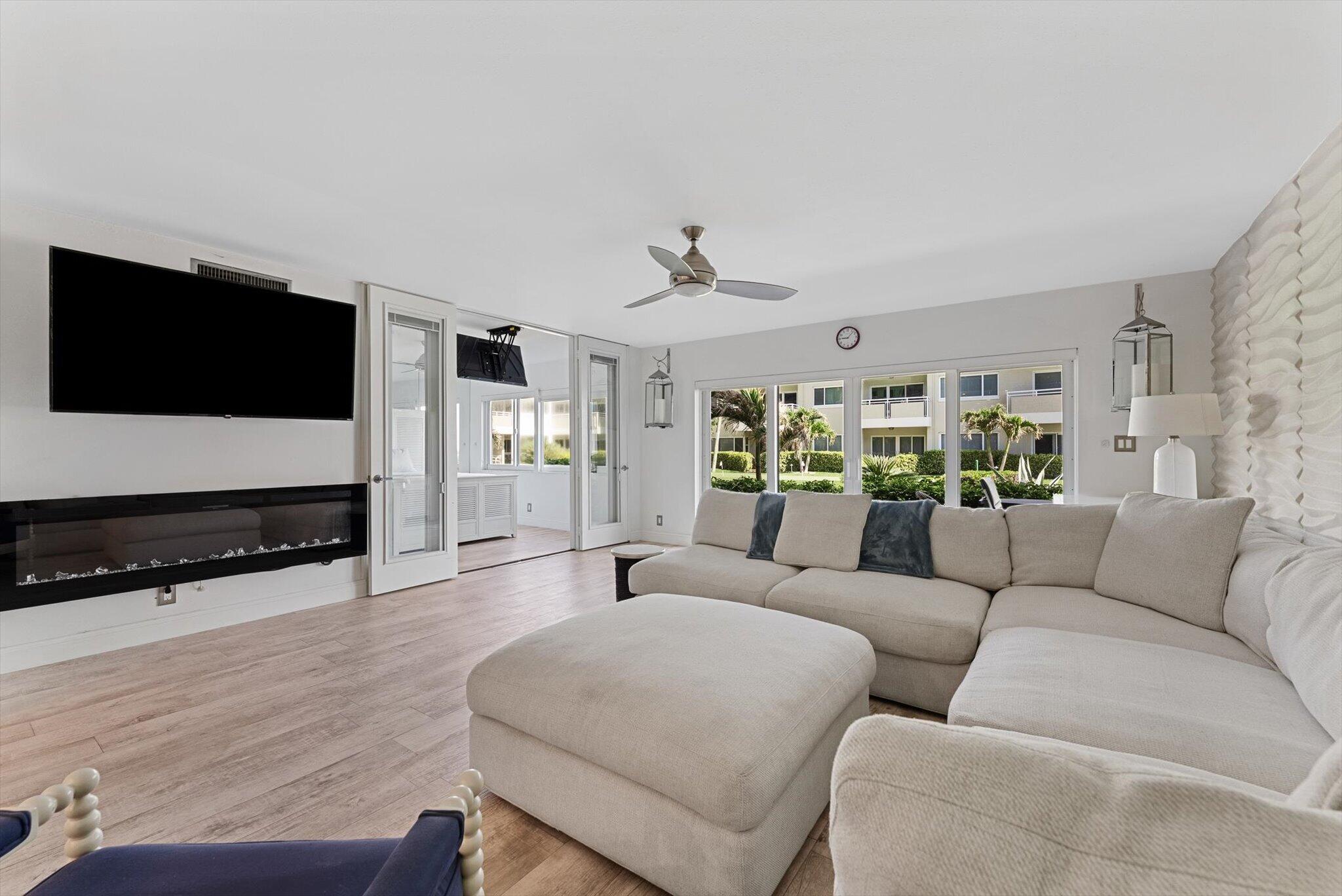 1199 Hillsboro Mile Pompano Beach, FL 33062