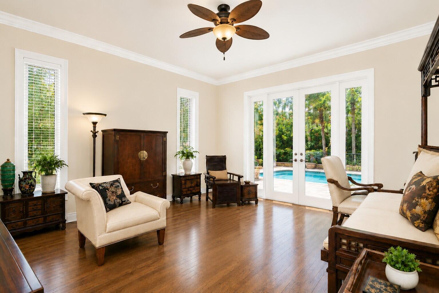 286 Jamaica Palm Beach, FL 33480
