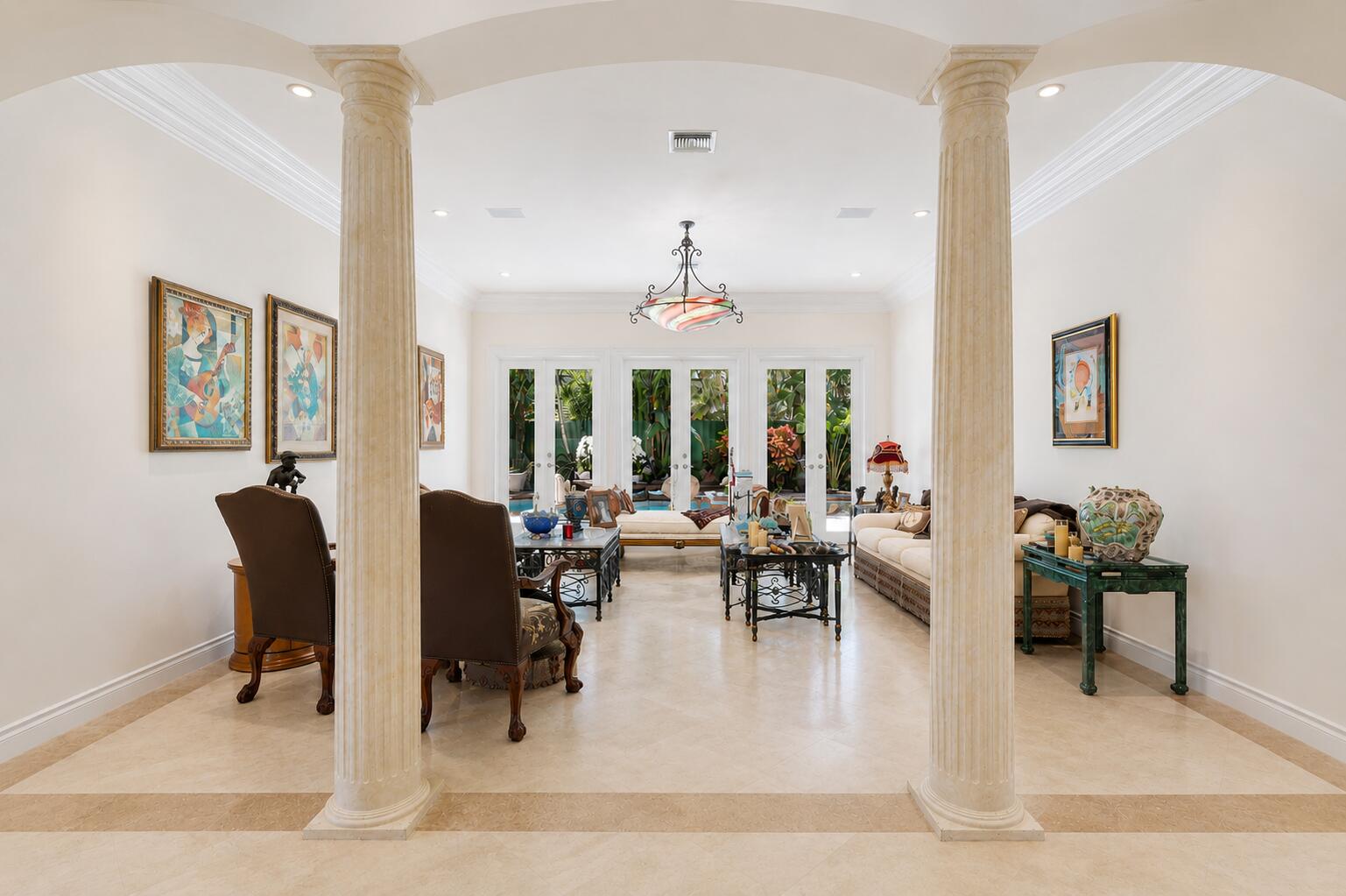 286 Jamaica Palm Beach, FL 33480