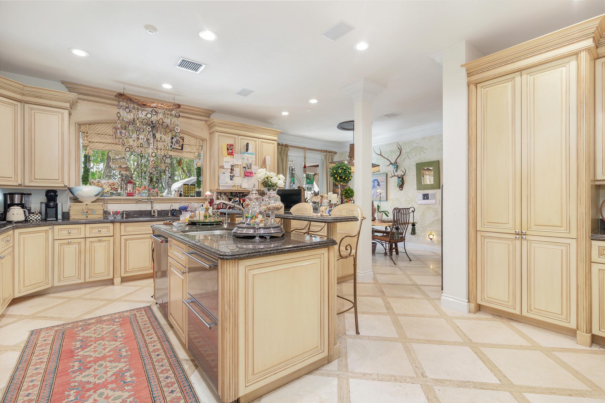286 Jamaica Palm Beach, FL 33480