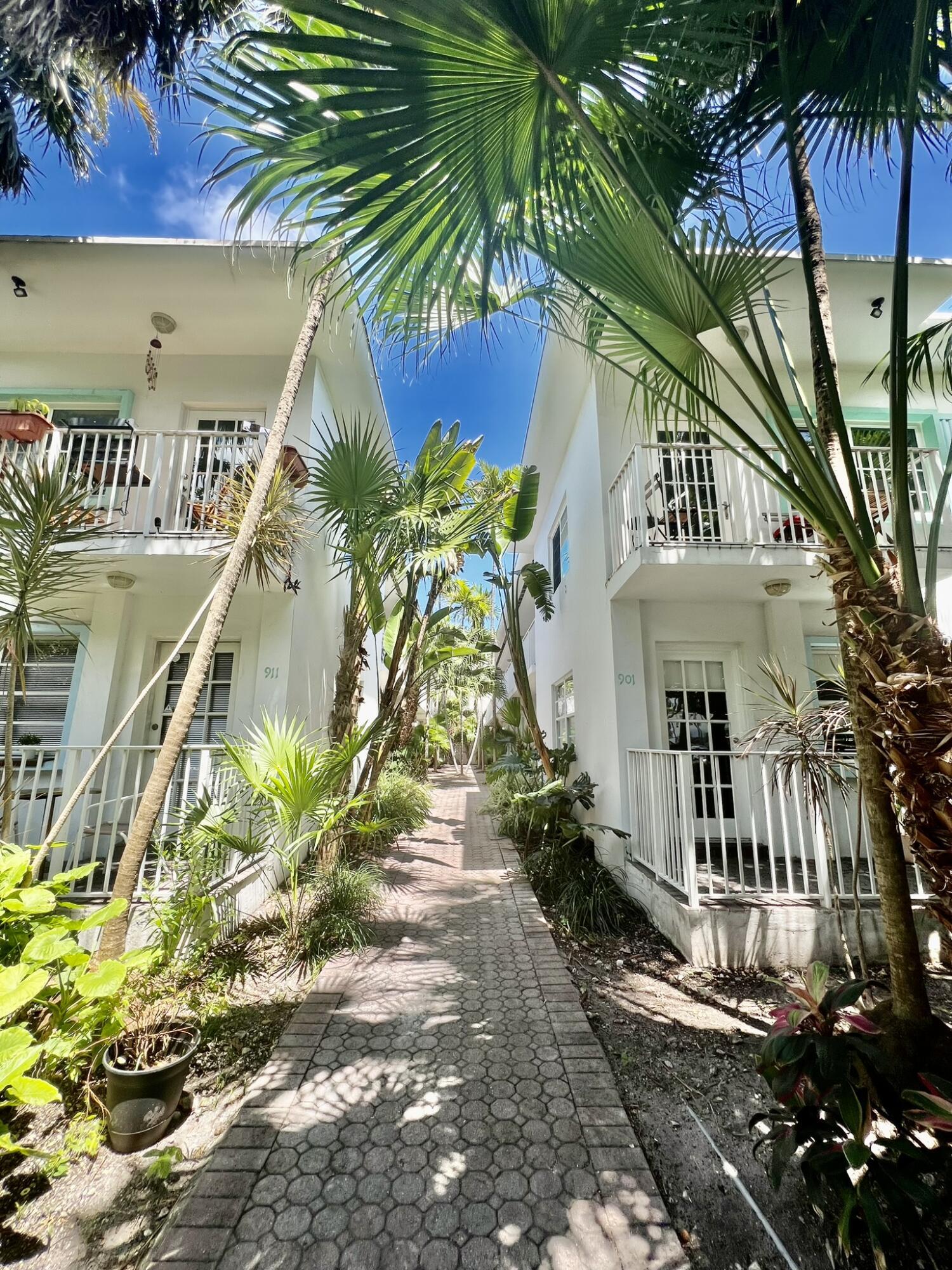 901 Meridian #103