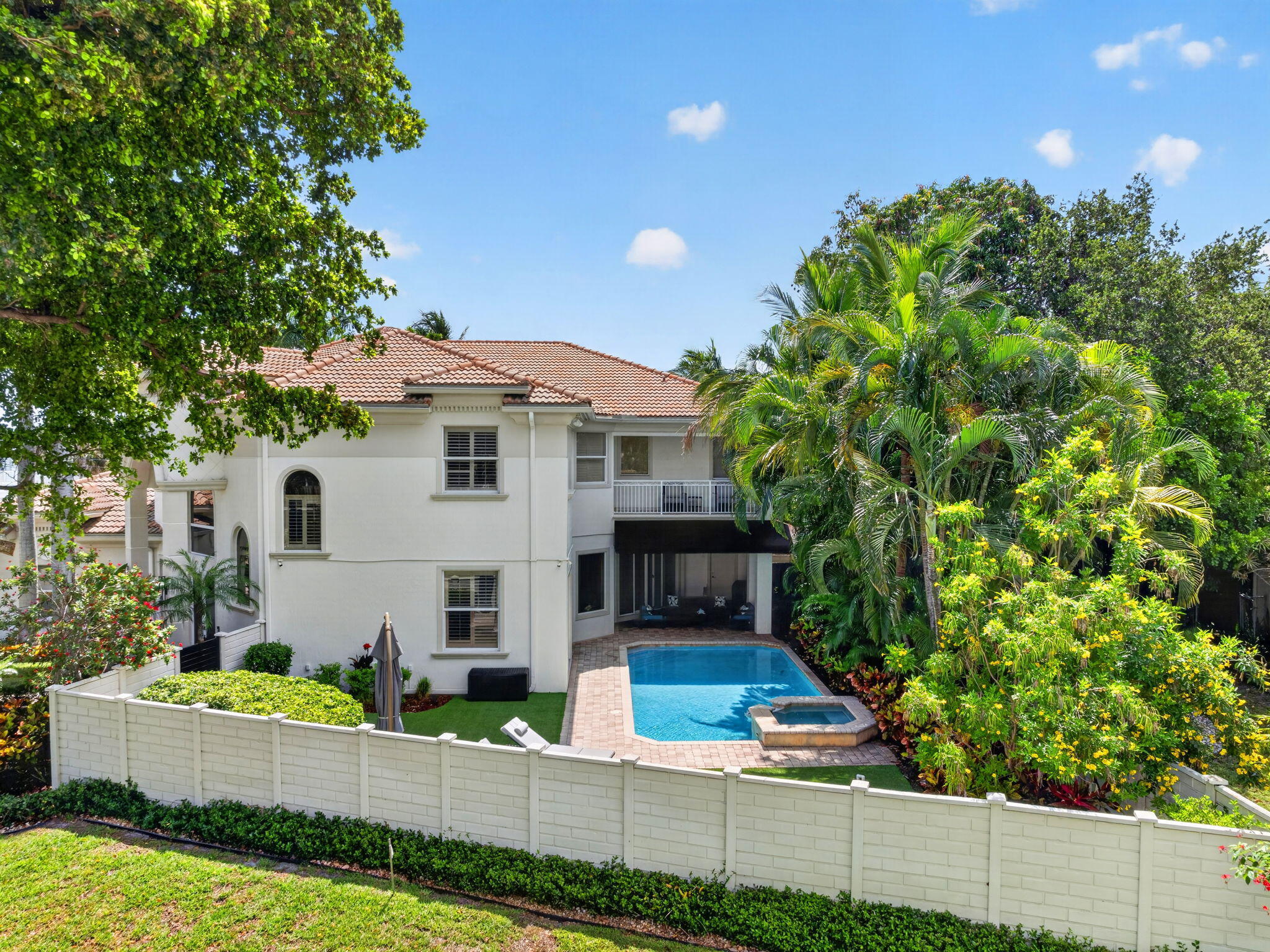 2844 NE 26th Lighthouse Point, FL 33064