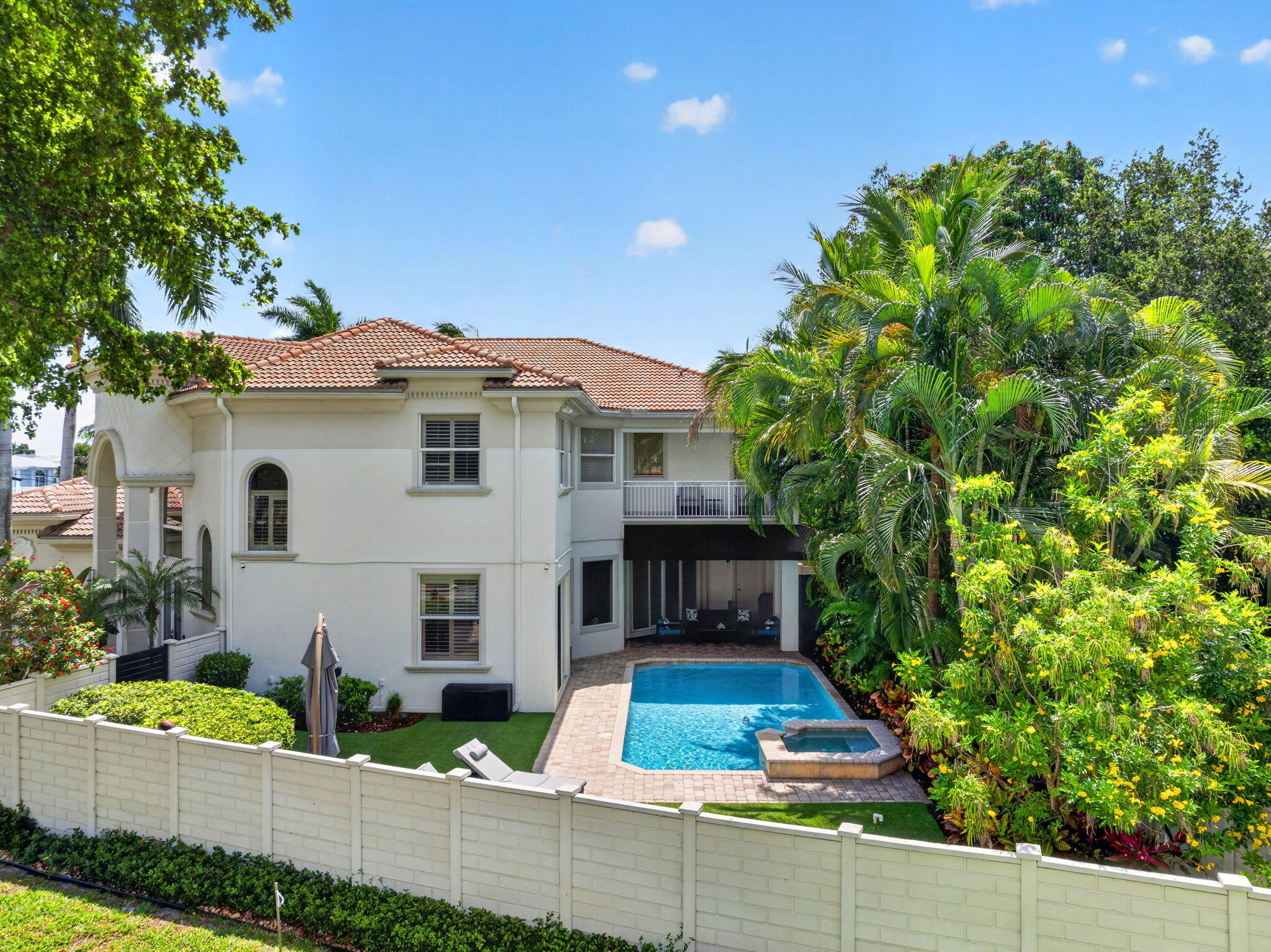 2844 NE 26th Lighthouse Point, FL 33064