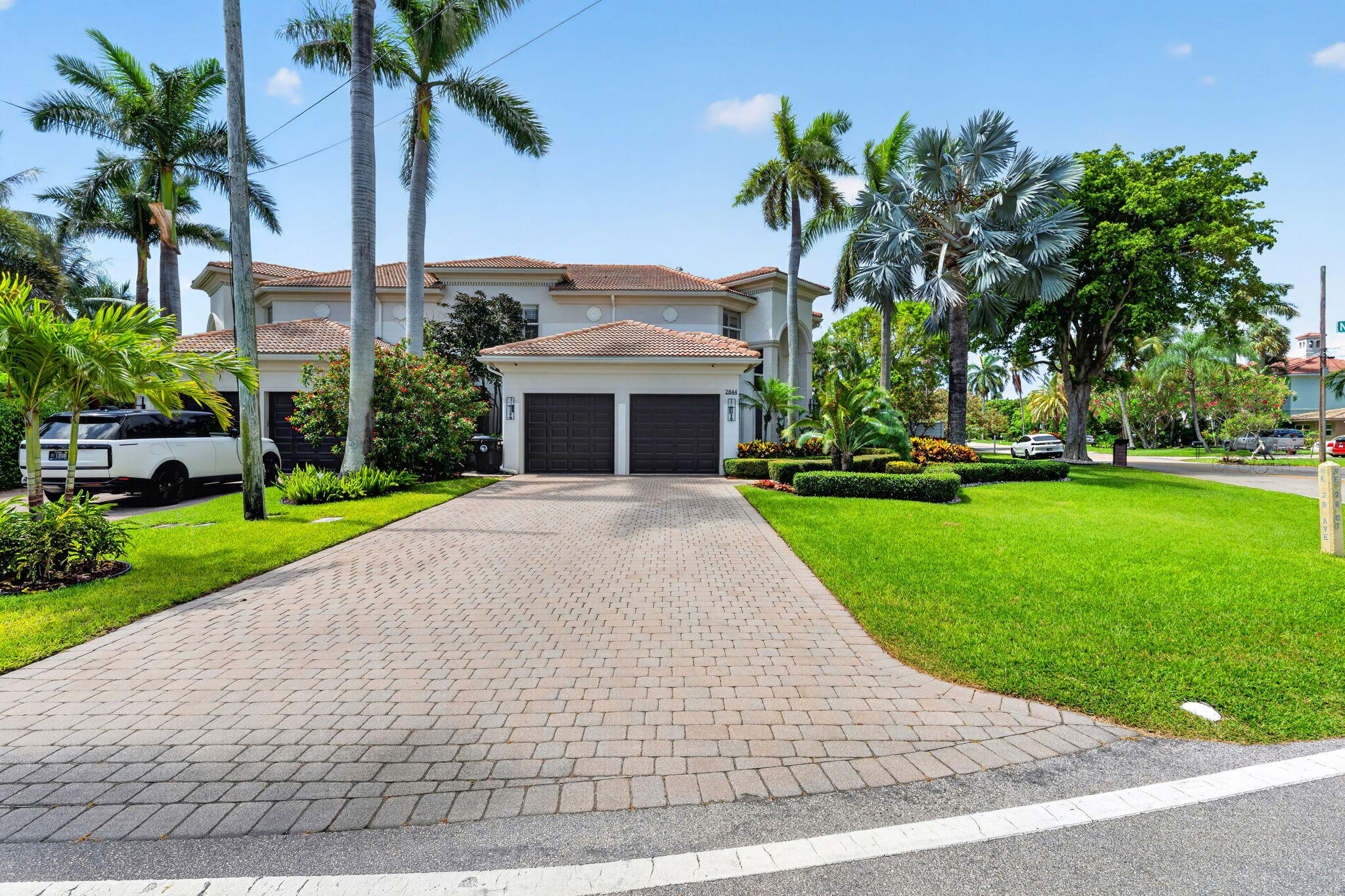 2844 NE 26th Lighthouse Point, FL 33064
