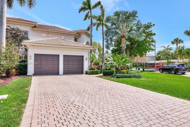 2844 NE 26th Lighthouse Point, FL 33064