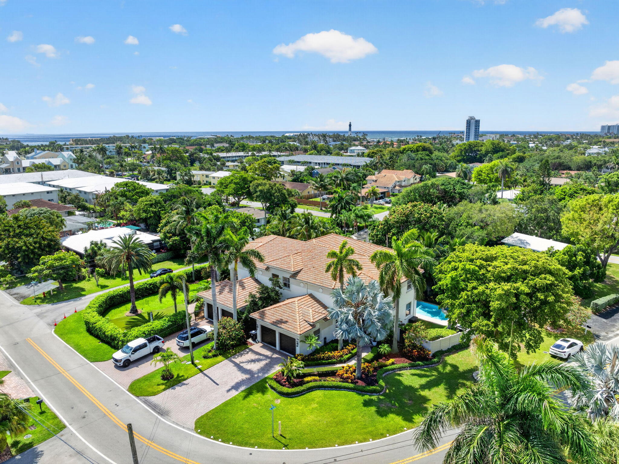 2844 NE 26th Lighthouse Point, FL 33064