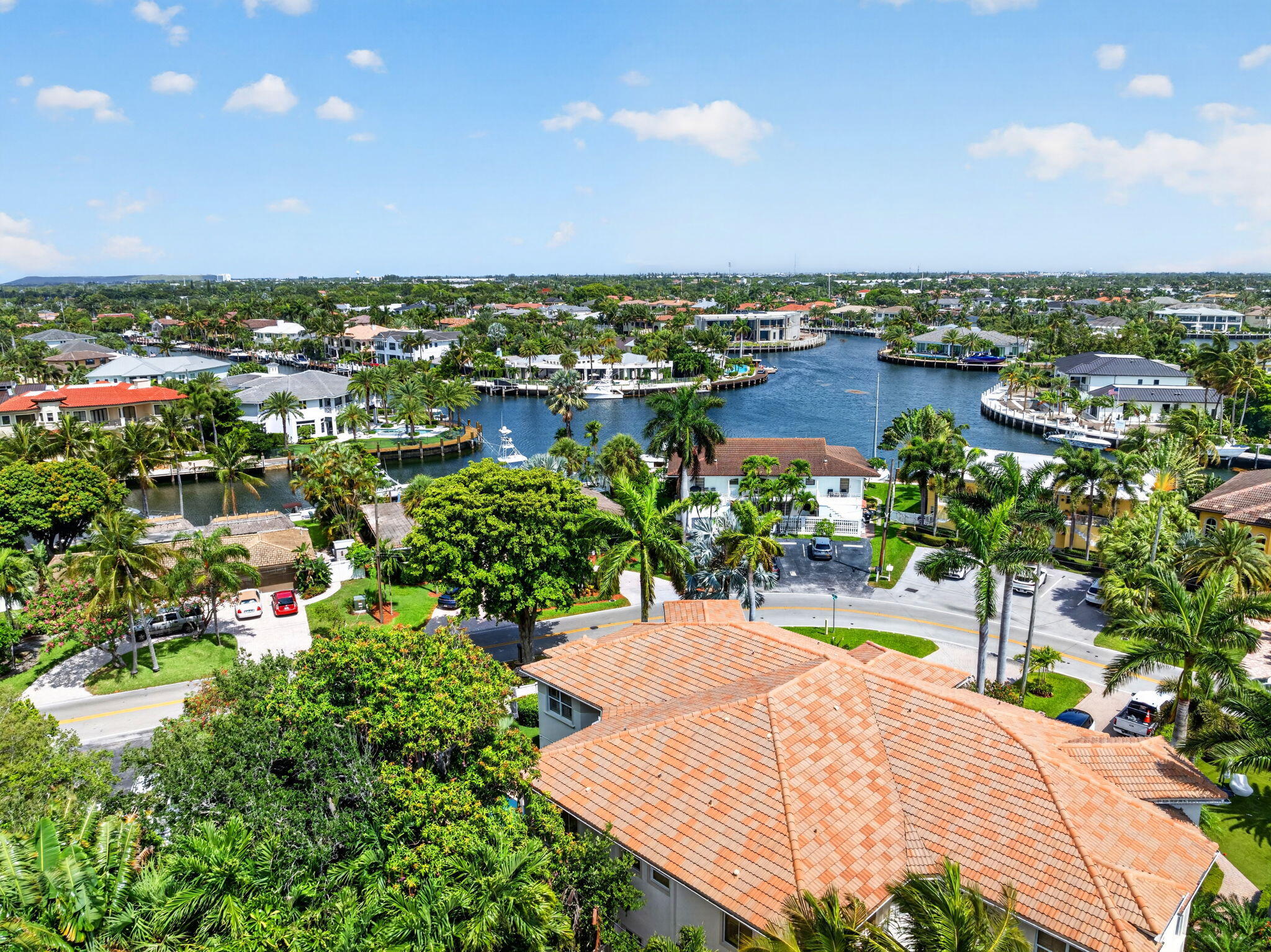 2844 NE 26th Lighthouse Point, FL 33064