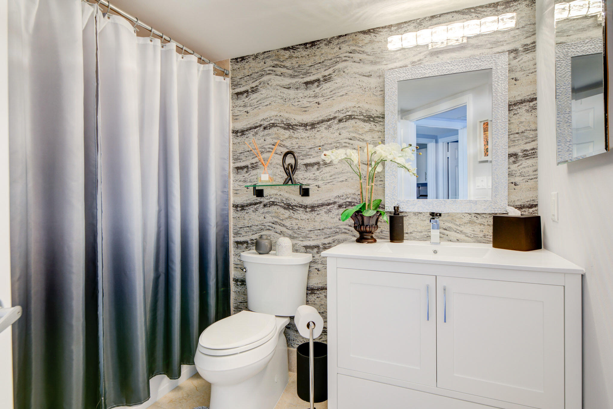 2001 N Ocean #Apt 1201 Fort Lauderdale, FL 33305