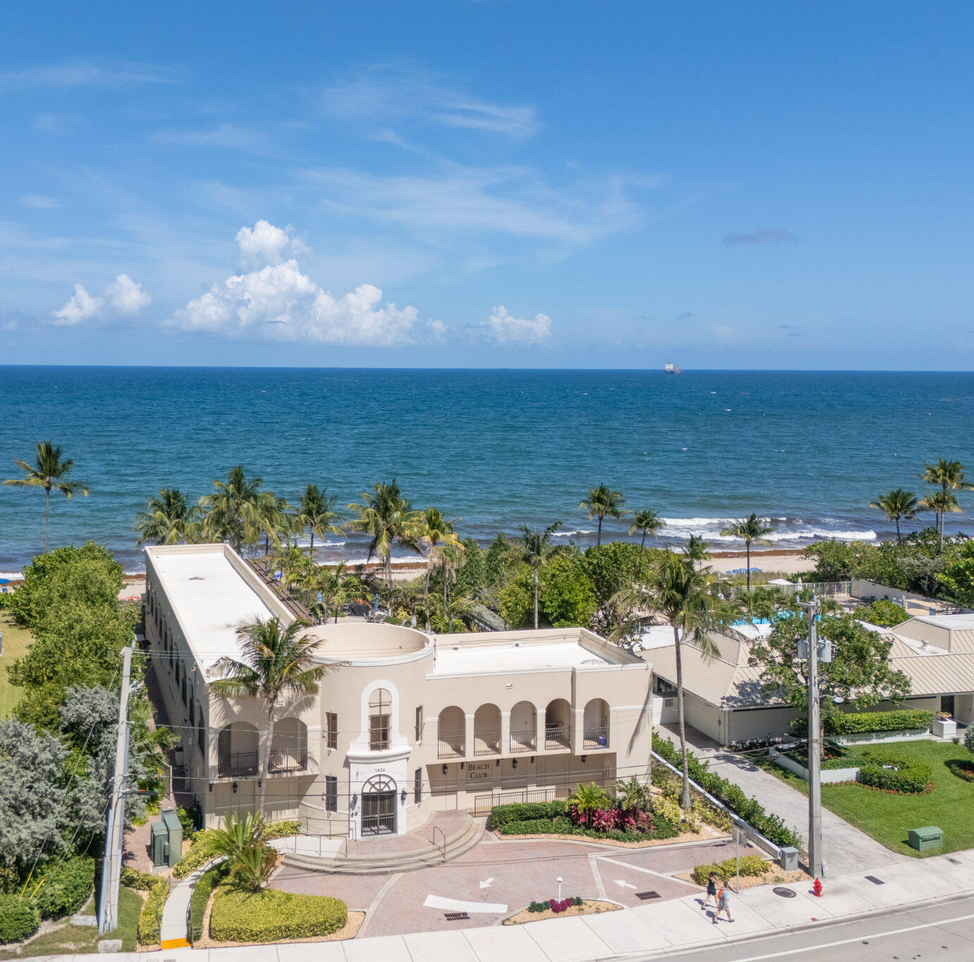 2001 N Ocean #Apt 1201 Fort Lauderdale, FL 33305