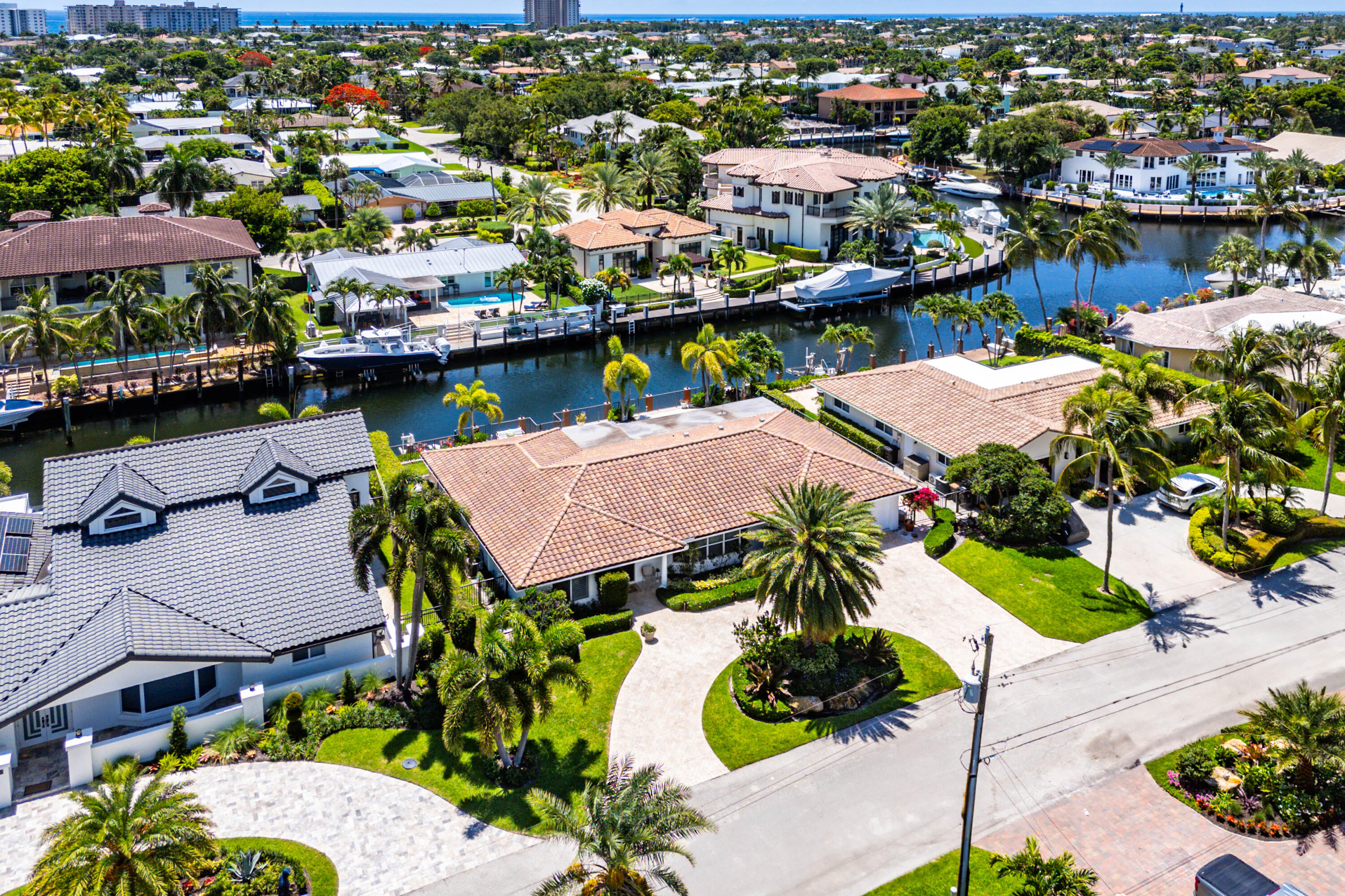 4230 NE 24th Lighthouse Point, FL 33064