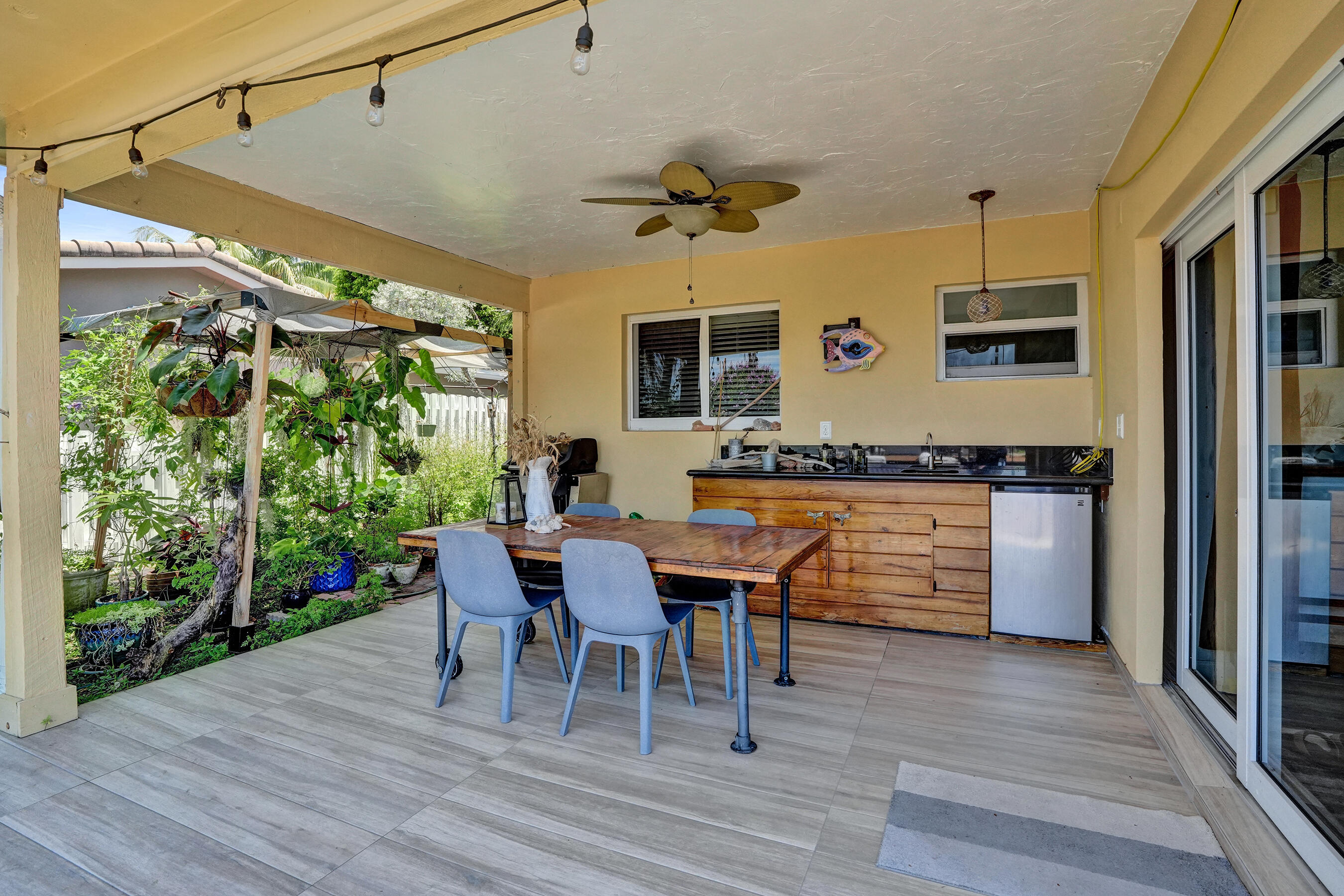 2265 SE 12th Pompano Beach, FL 33062