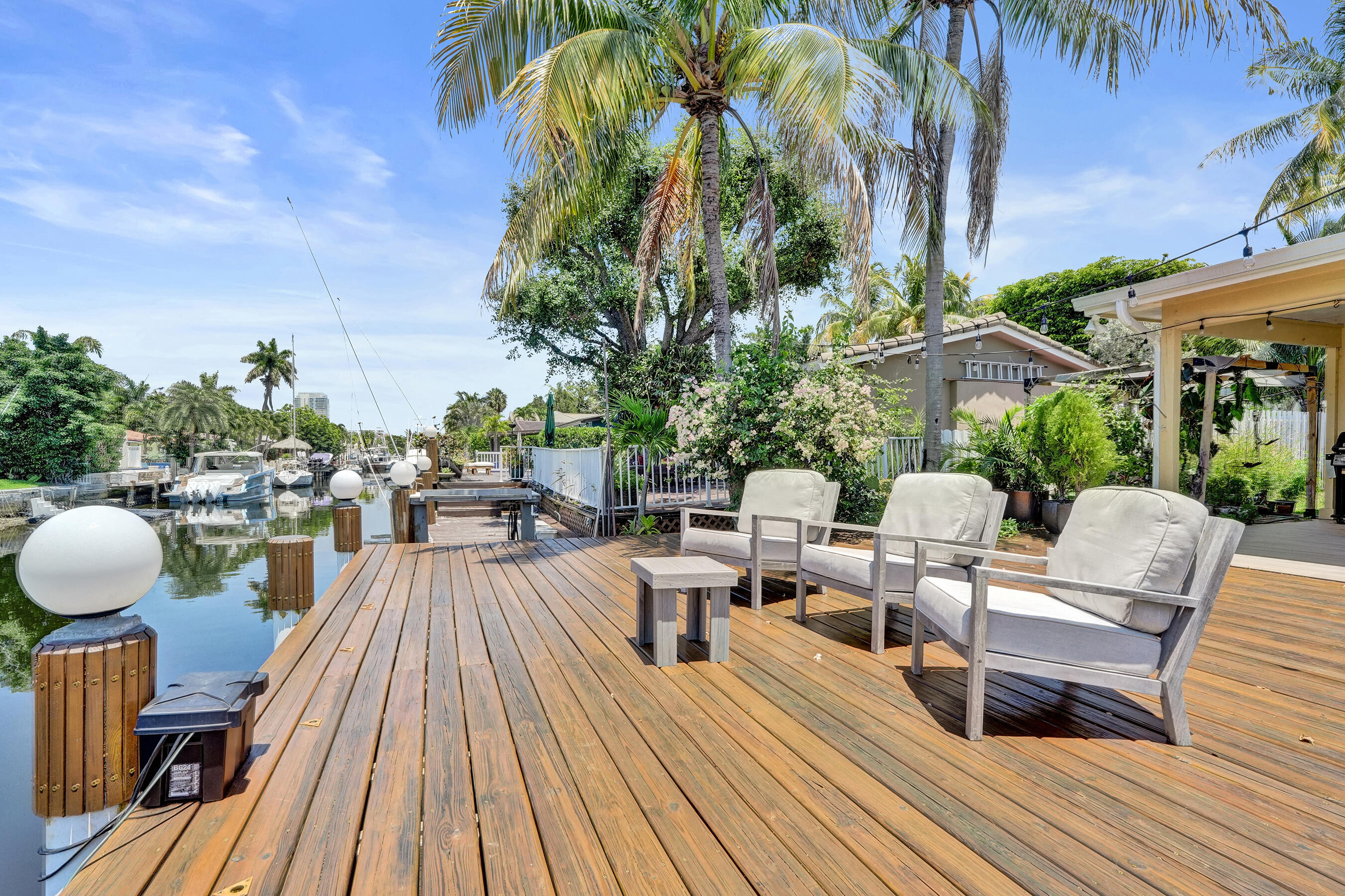 2265 SE 12th Pompano Beach, FL 33062