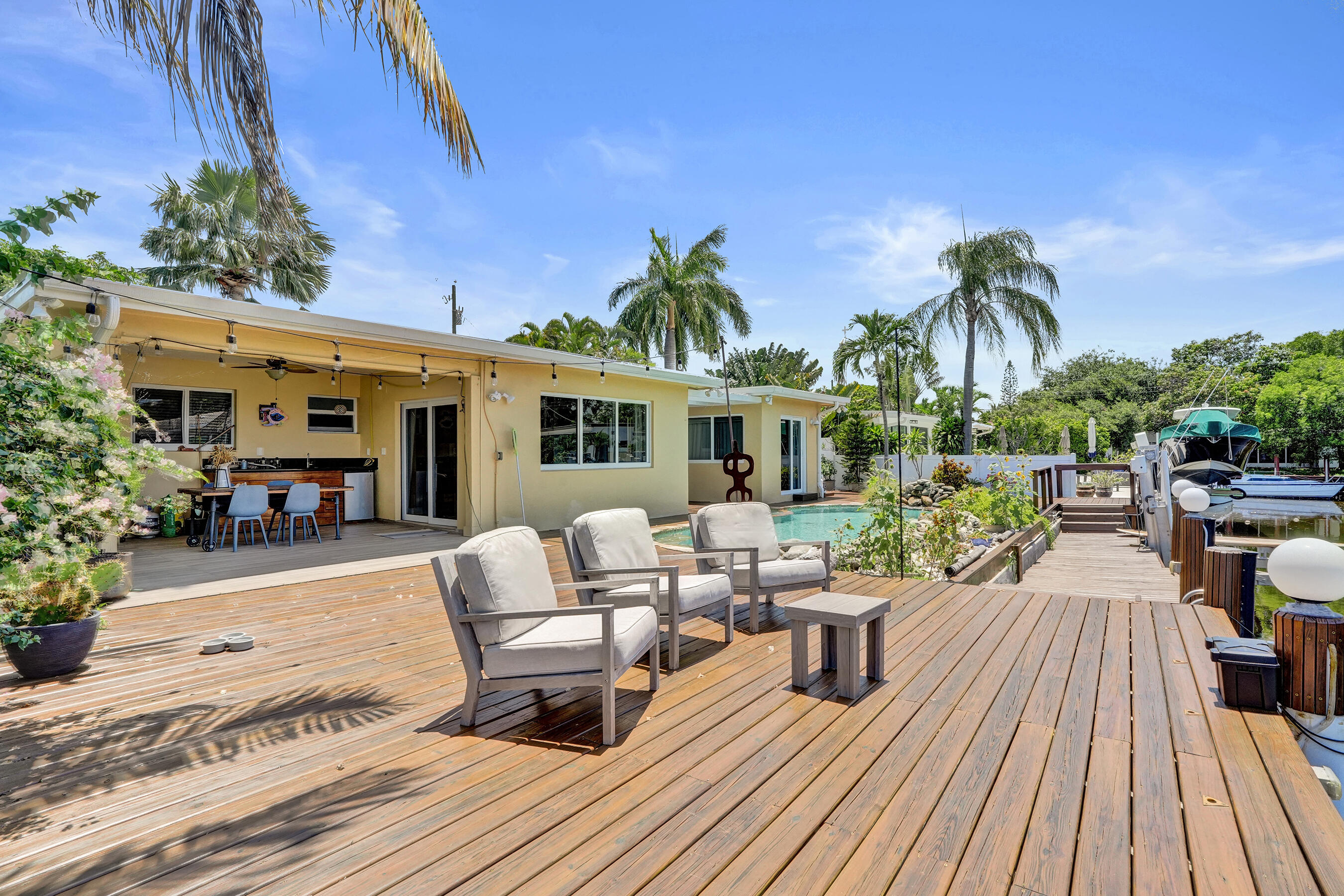 2265 SE 12th Pompano Beach, FL 33062