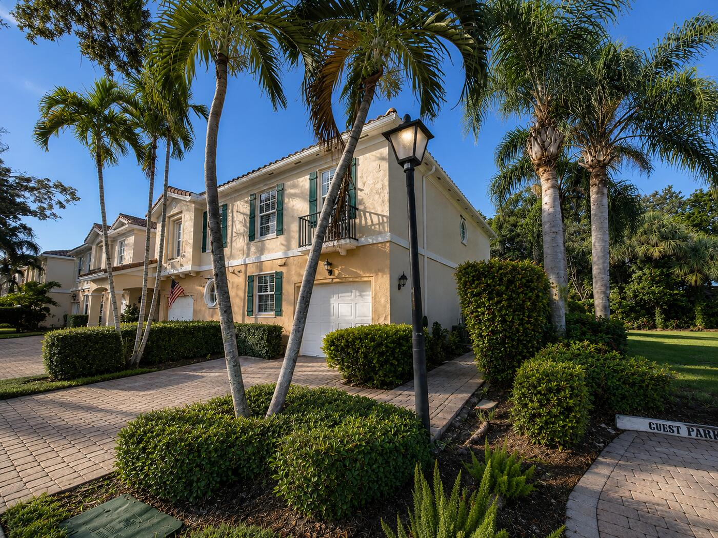 436 Capistrano Dr
