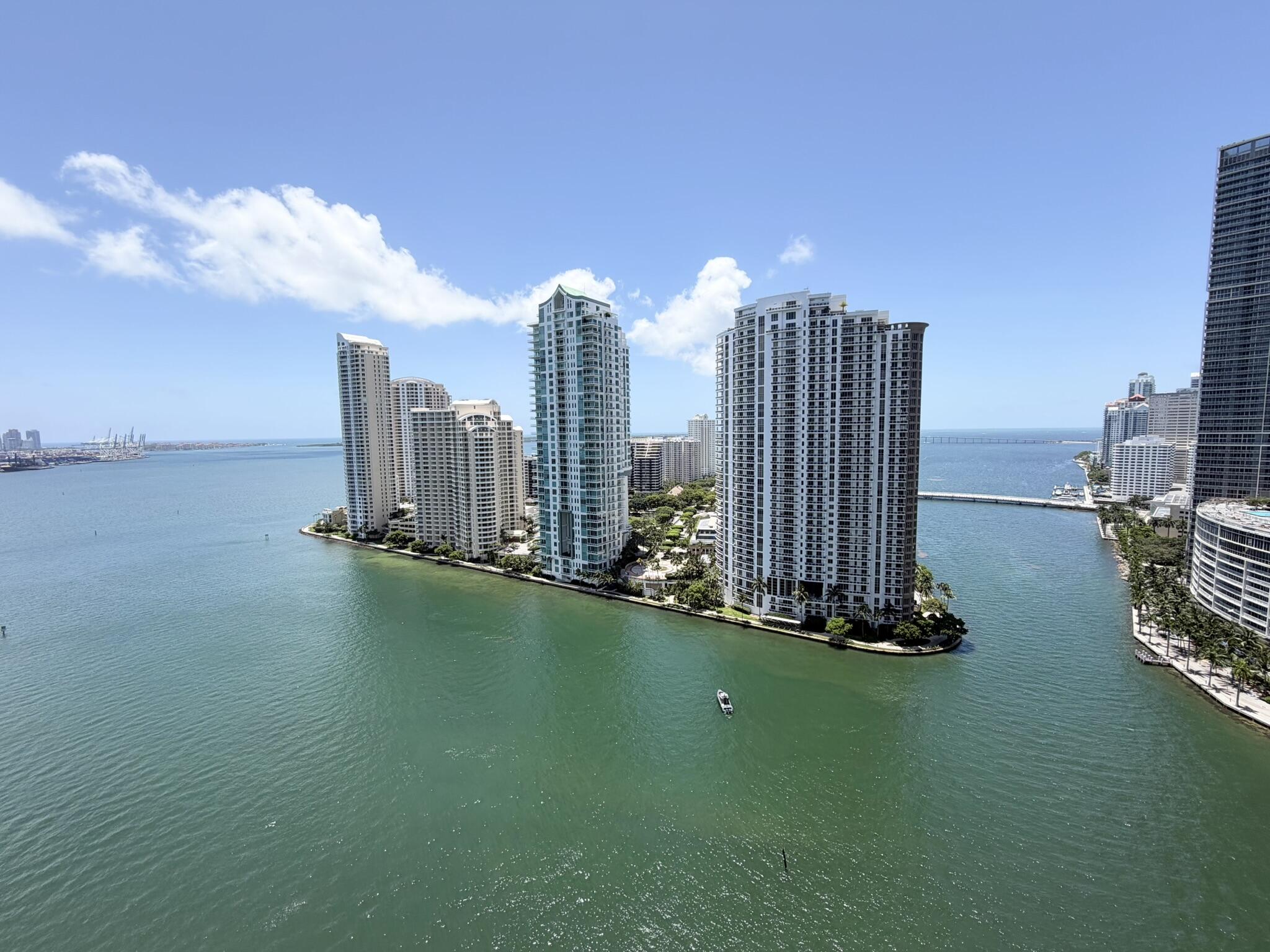 300 S Biscayne #T-2208