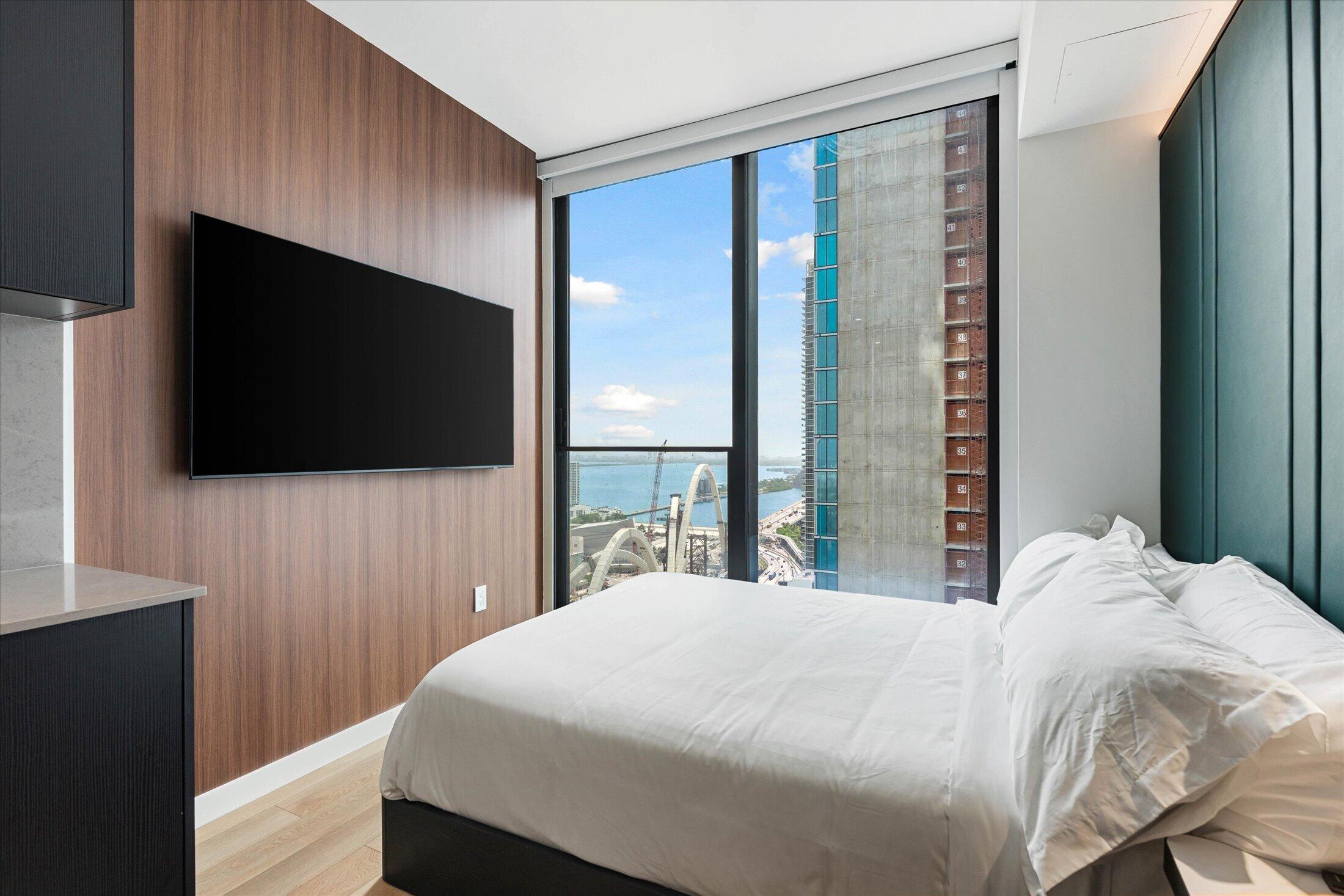 image E11EVEN Hotel & Residences1