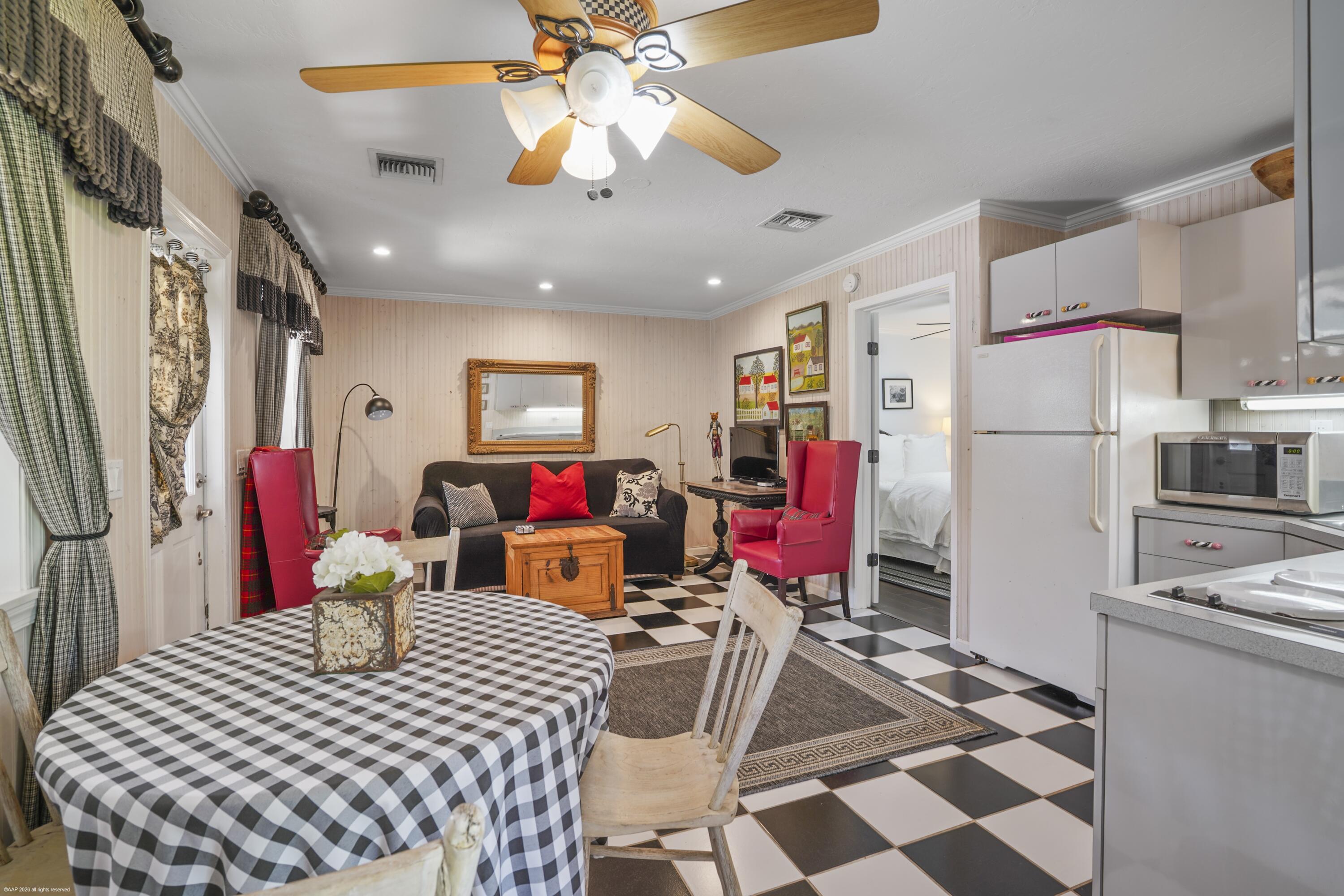 2740 Buck Rdg Loxahatchee, FL 33470