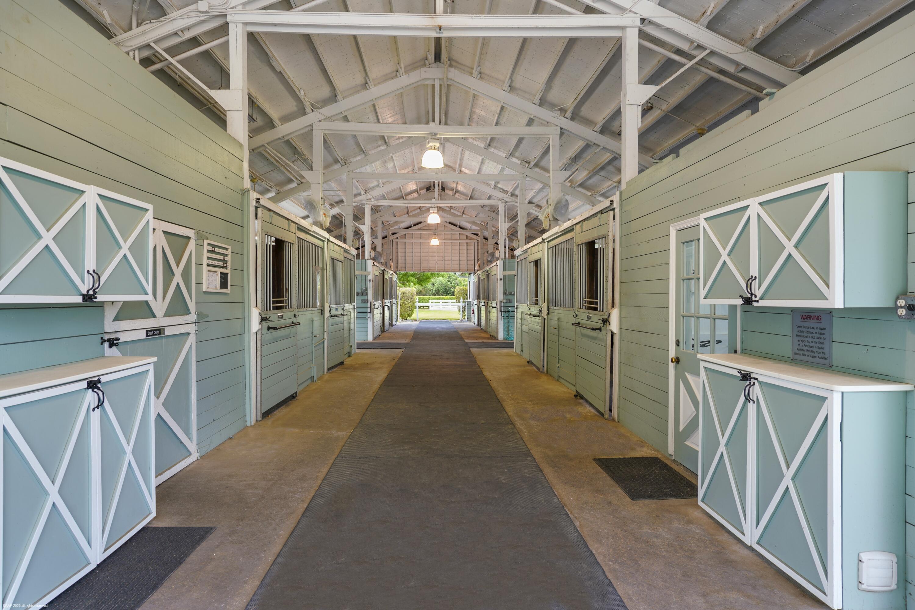 2740 Buck Rdg Loxahatchee, FL 33470
