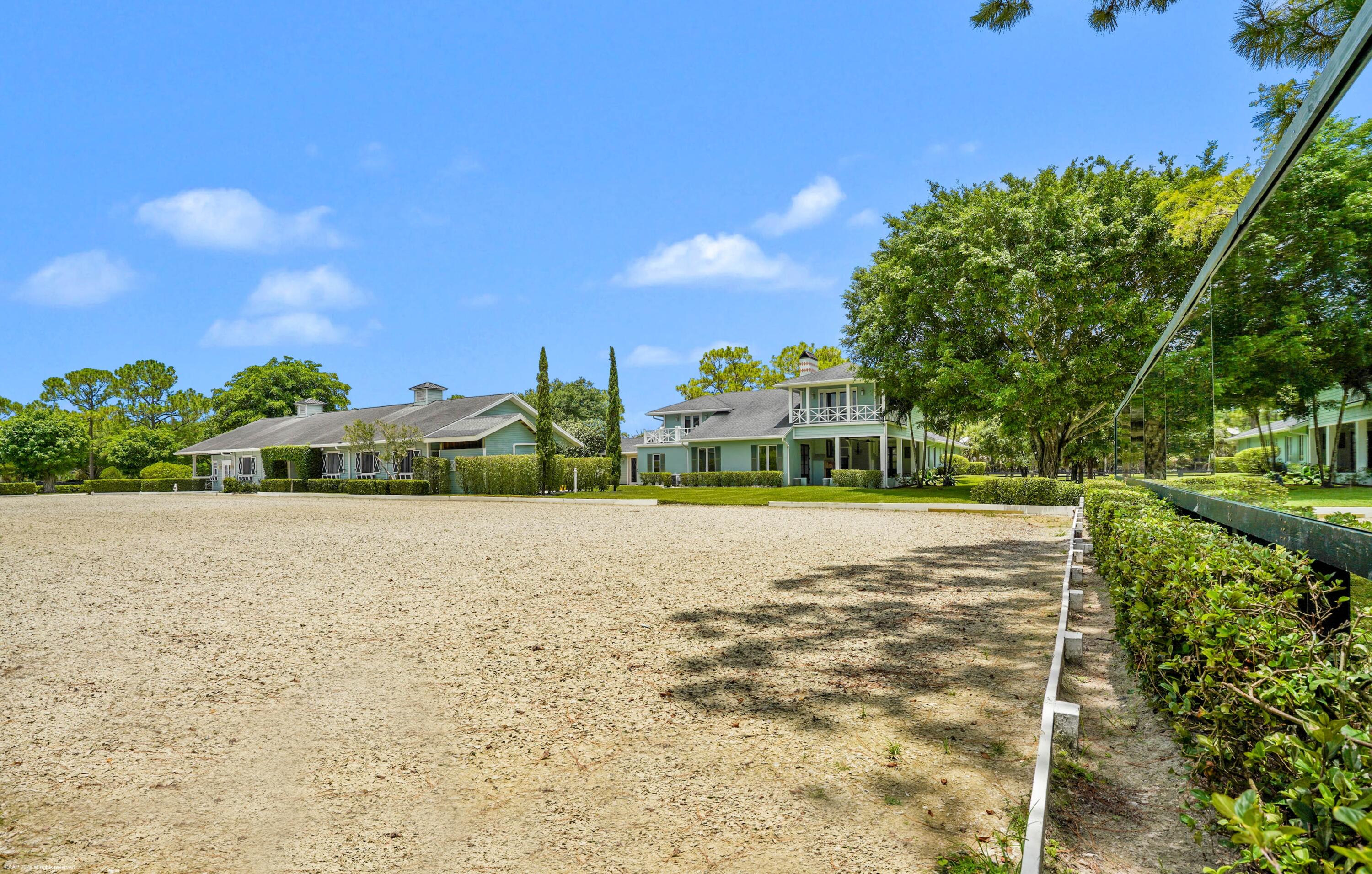 2740 Buck Rdg Loxahatchee, FL 33470