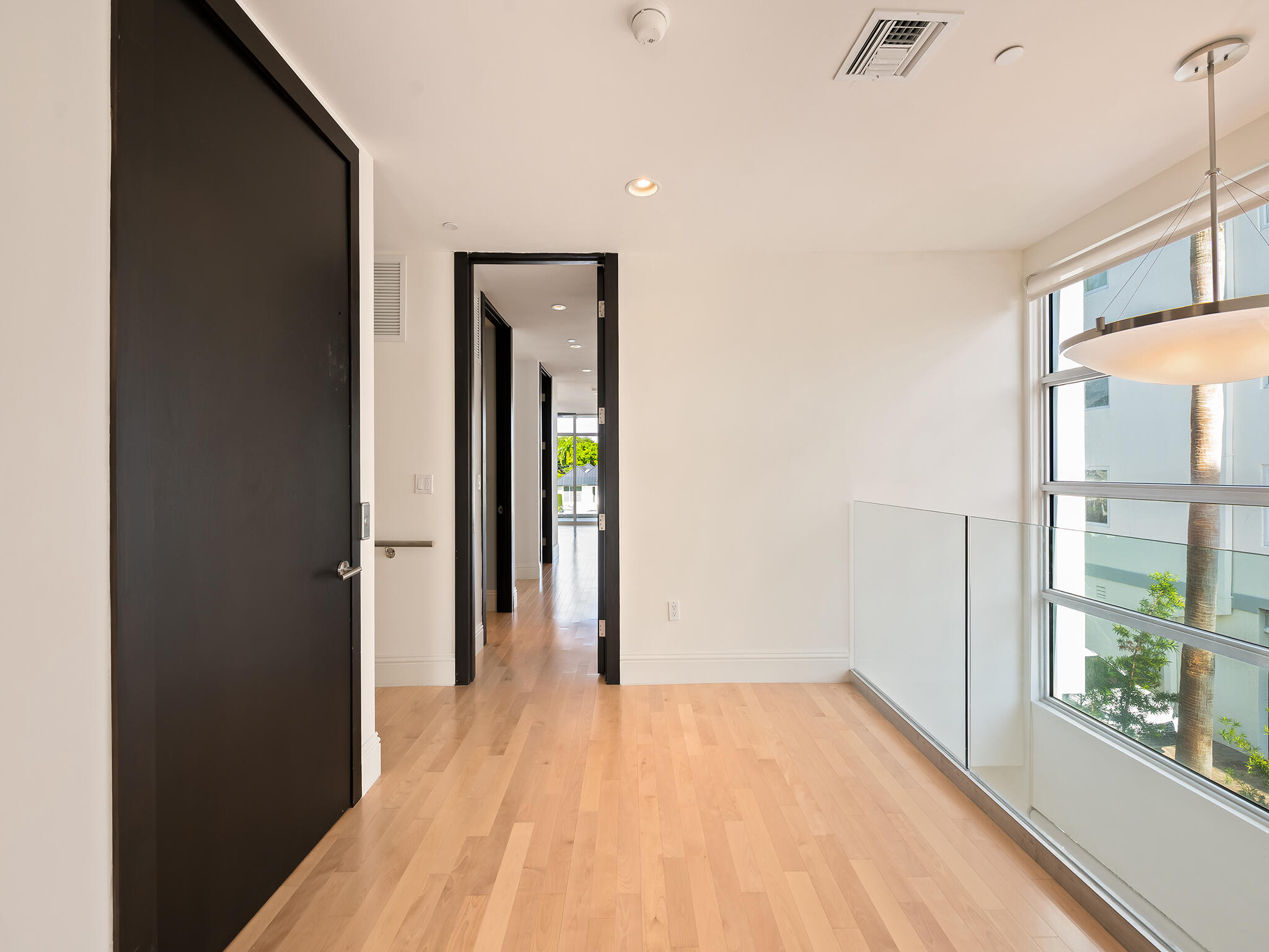 215 Hendricks Fort Lauderdale, FL 33301