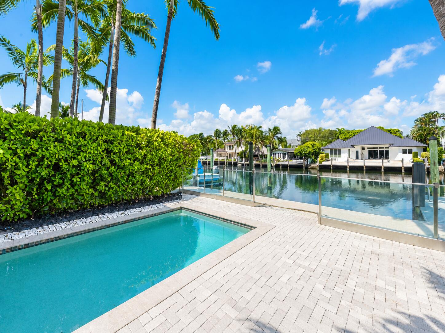 215 Hendricks Fort Lauderdale, FL 33301