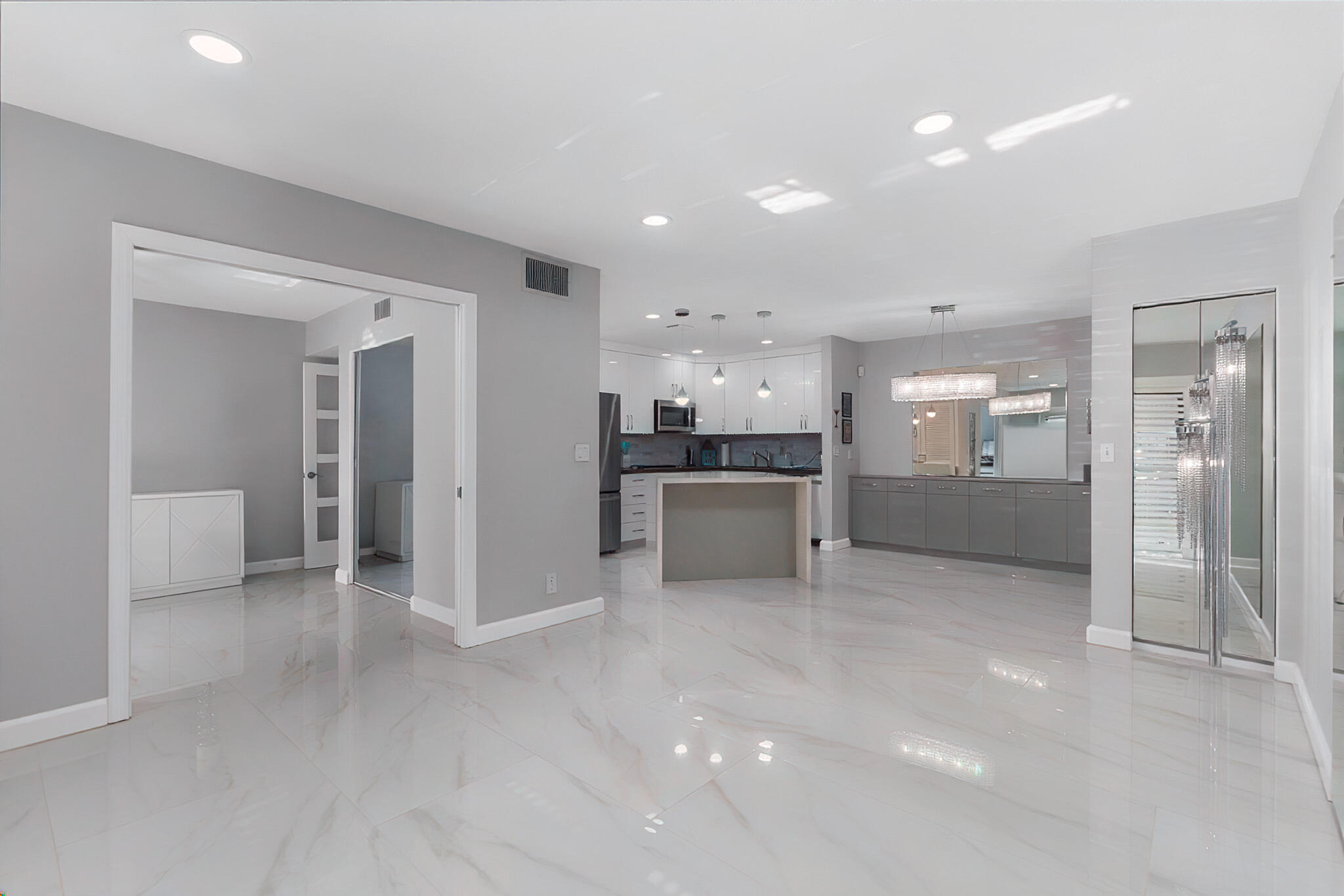 130 Cypress Clb Dr #306