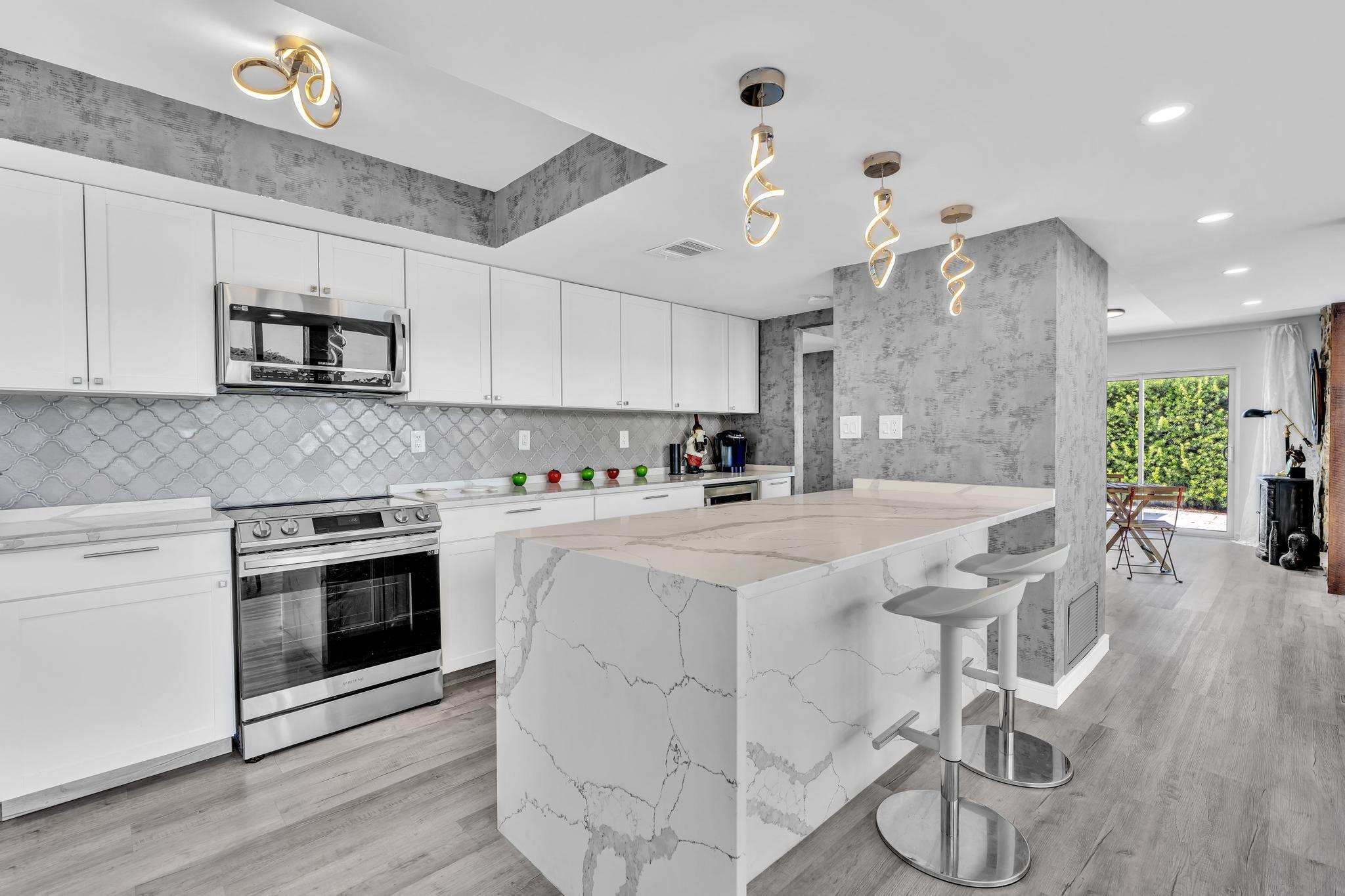 600 N Victoria Fort Lauderdale, FL 33304