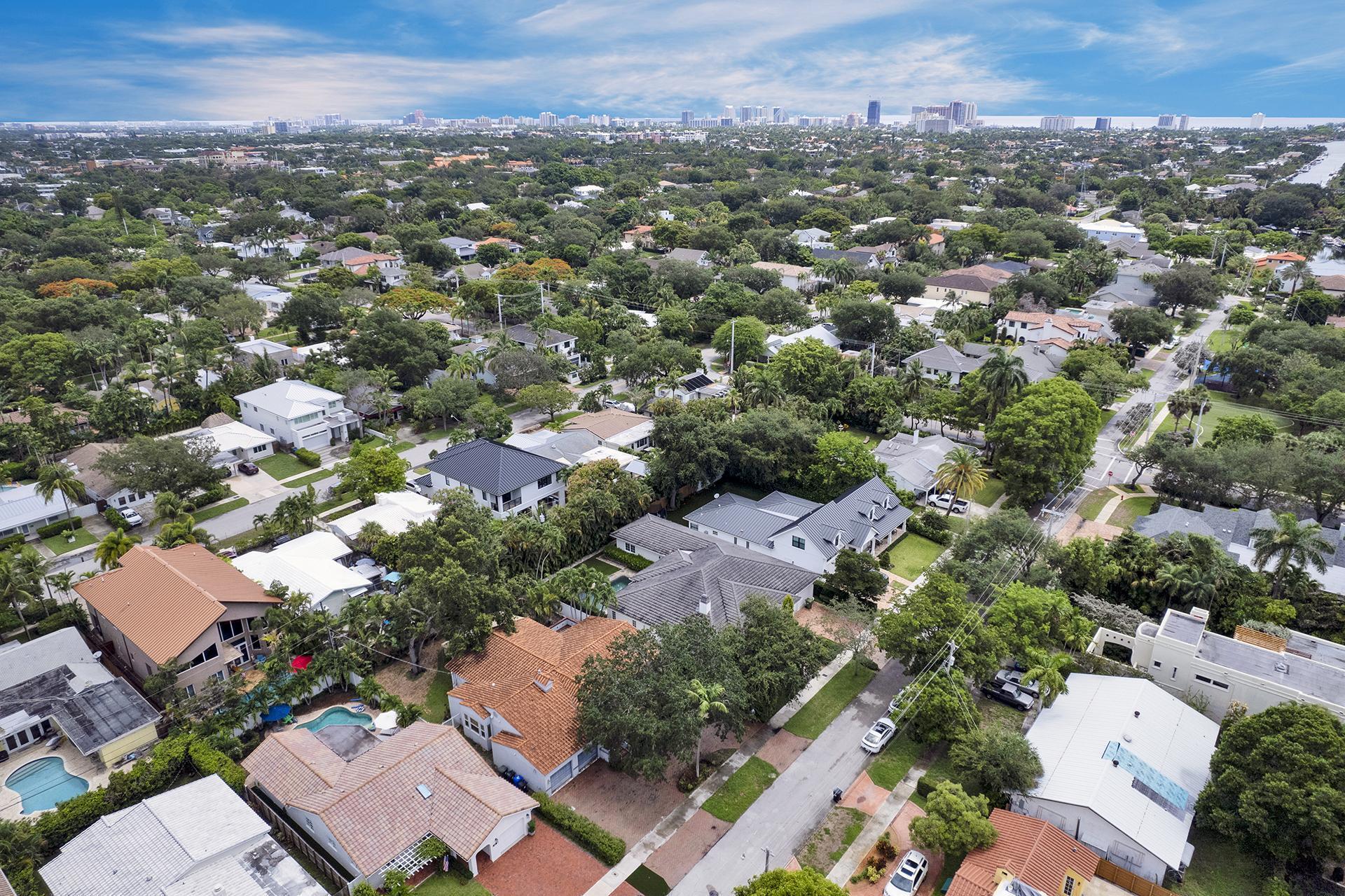 805 SE 10th St Fort Lauderdale, FL 33316
