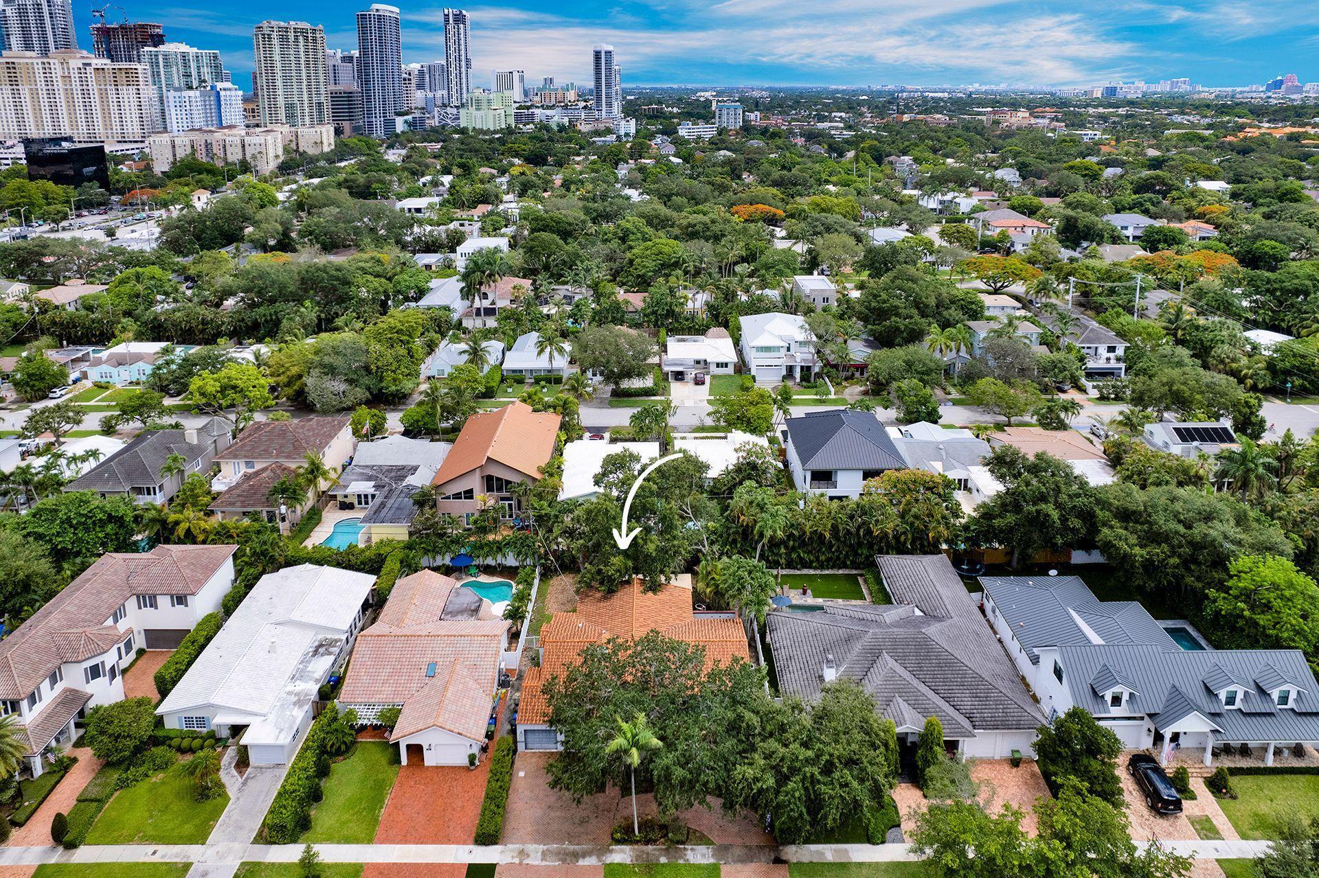 805 SE 10th St Fort Lauderdale, FL 33316