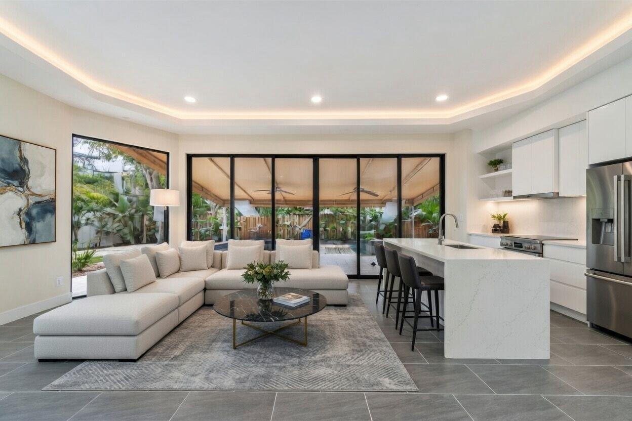 805 SE 10th St Fort Lauderdale, FL 33316