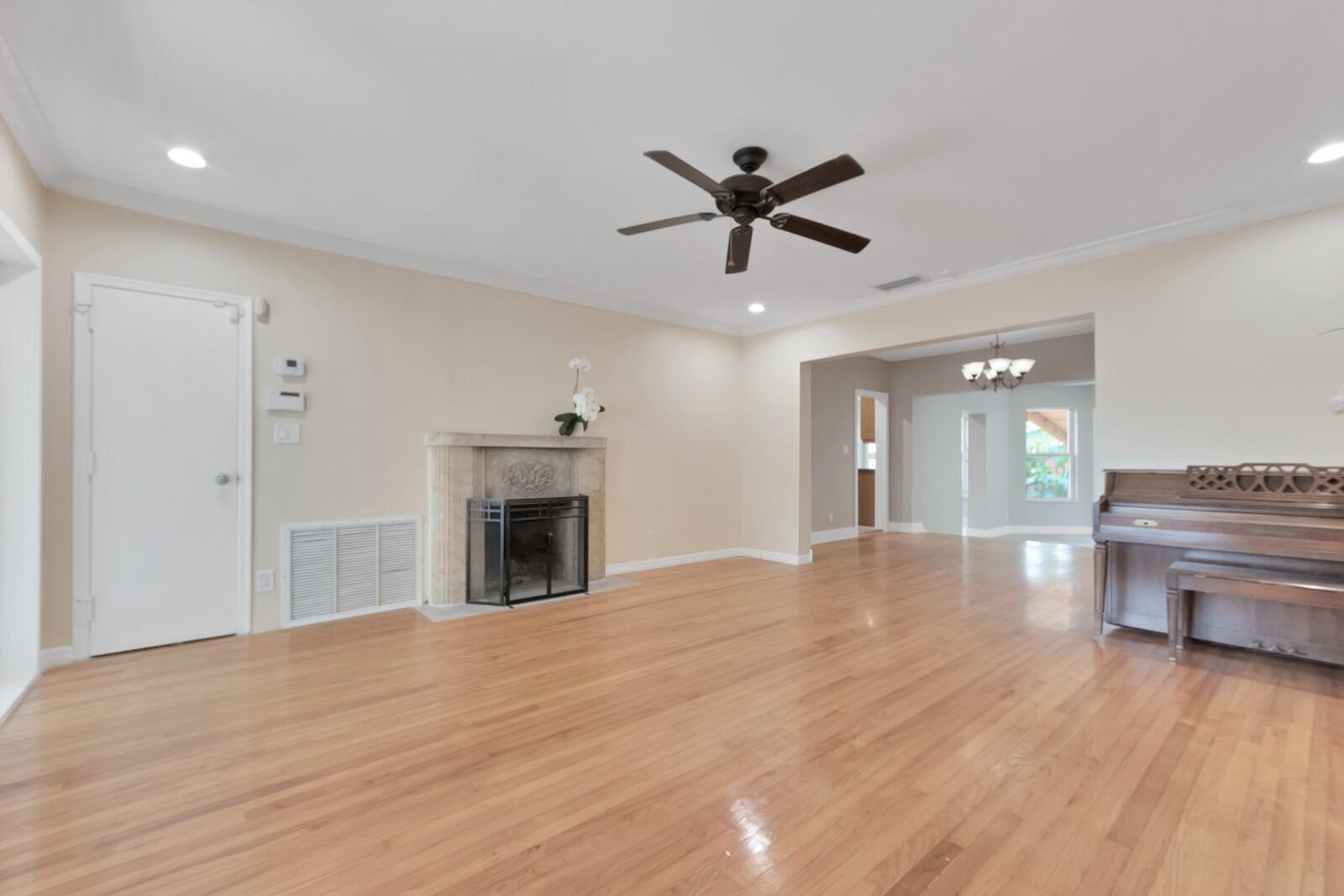 805 SE 10th St Fort Lauderdale, FL 33316
