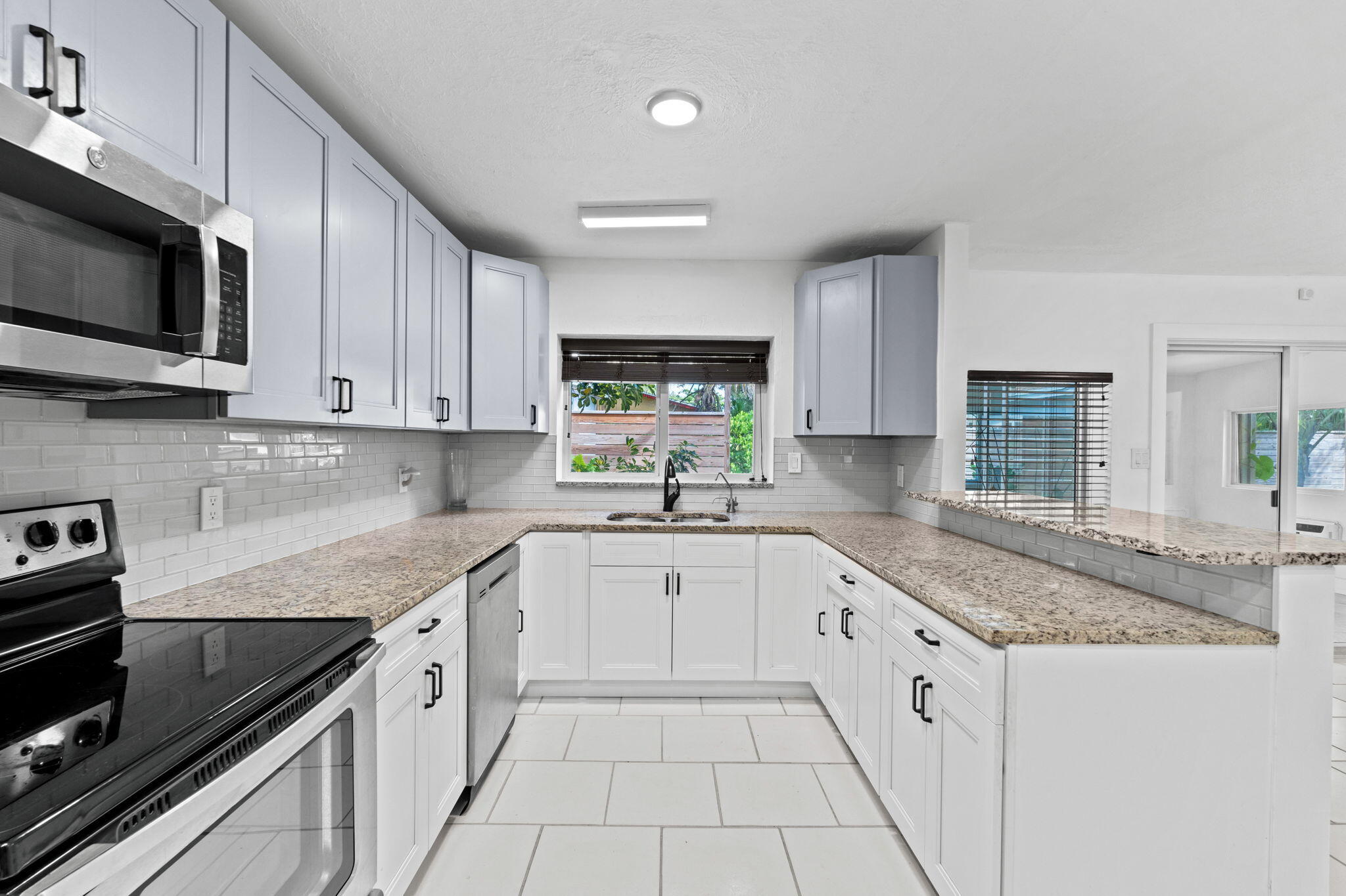 1823 SW 22nd St Fort Lauderdale, FL 33315