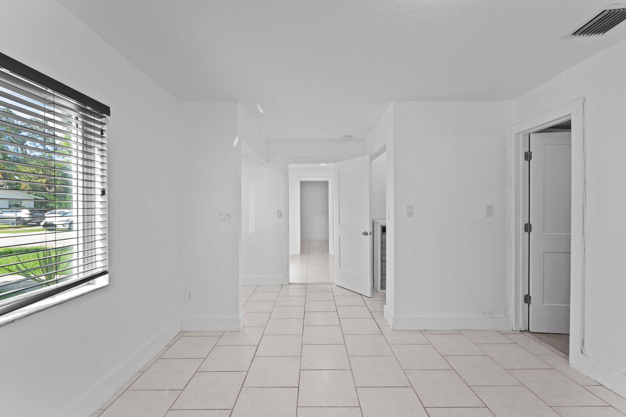 1823 SW 22nd St Fort Lauderdale, FL 33315