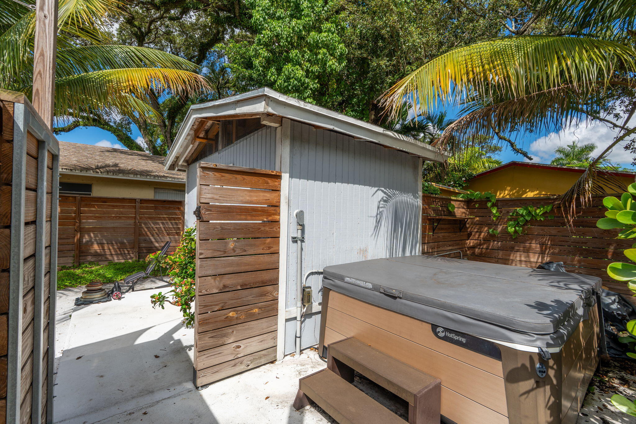 1823 SW 22nd St Fort Lauderdale, FL 33315