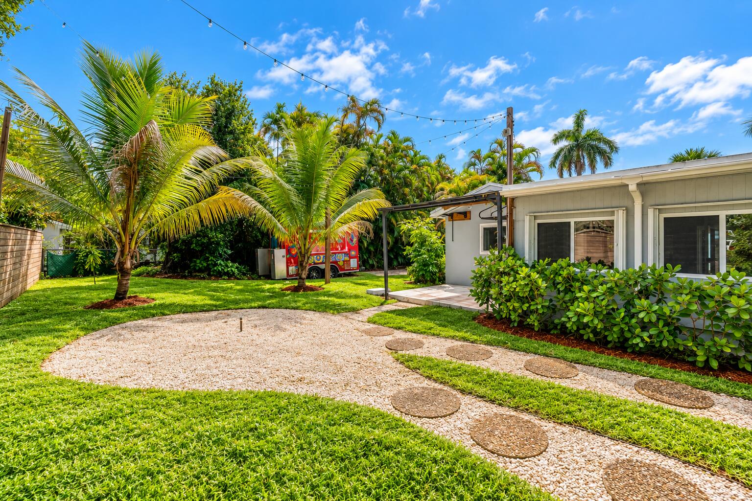 1823 SW 22nd St Fort Lauderdale, FL 33315