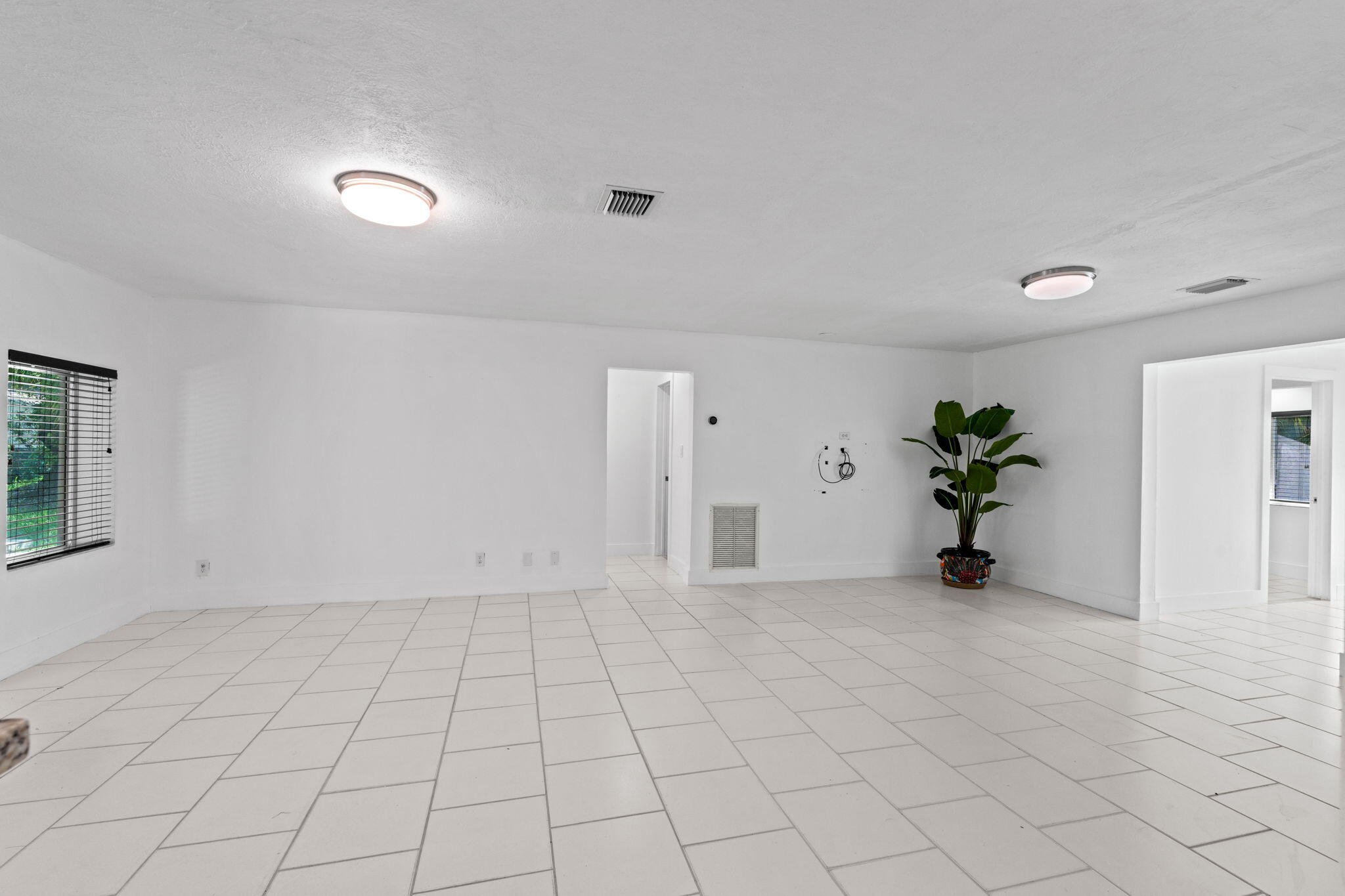 1823 SW 22nd St Fort Lauderdale, FL 33315