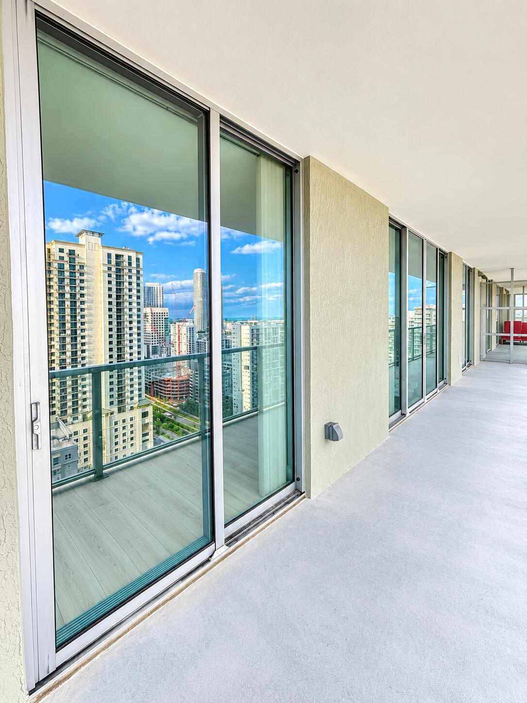 image Axis on Brickell North18