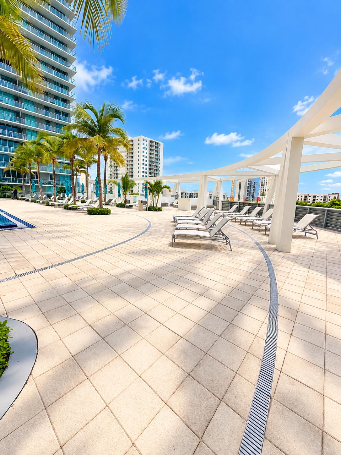 image Axis on Brickell North21