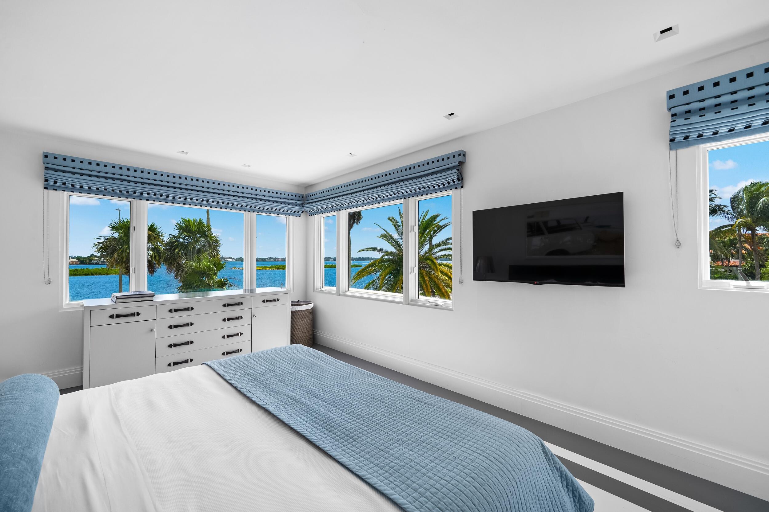 2631 S Flagler Dr West Palm Beach, FL 33405