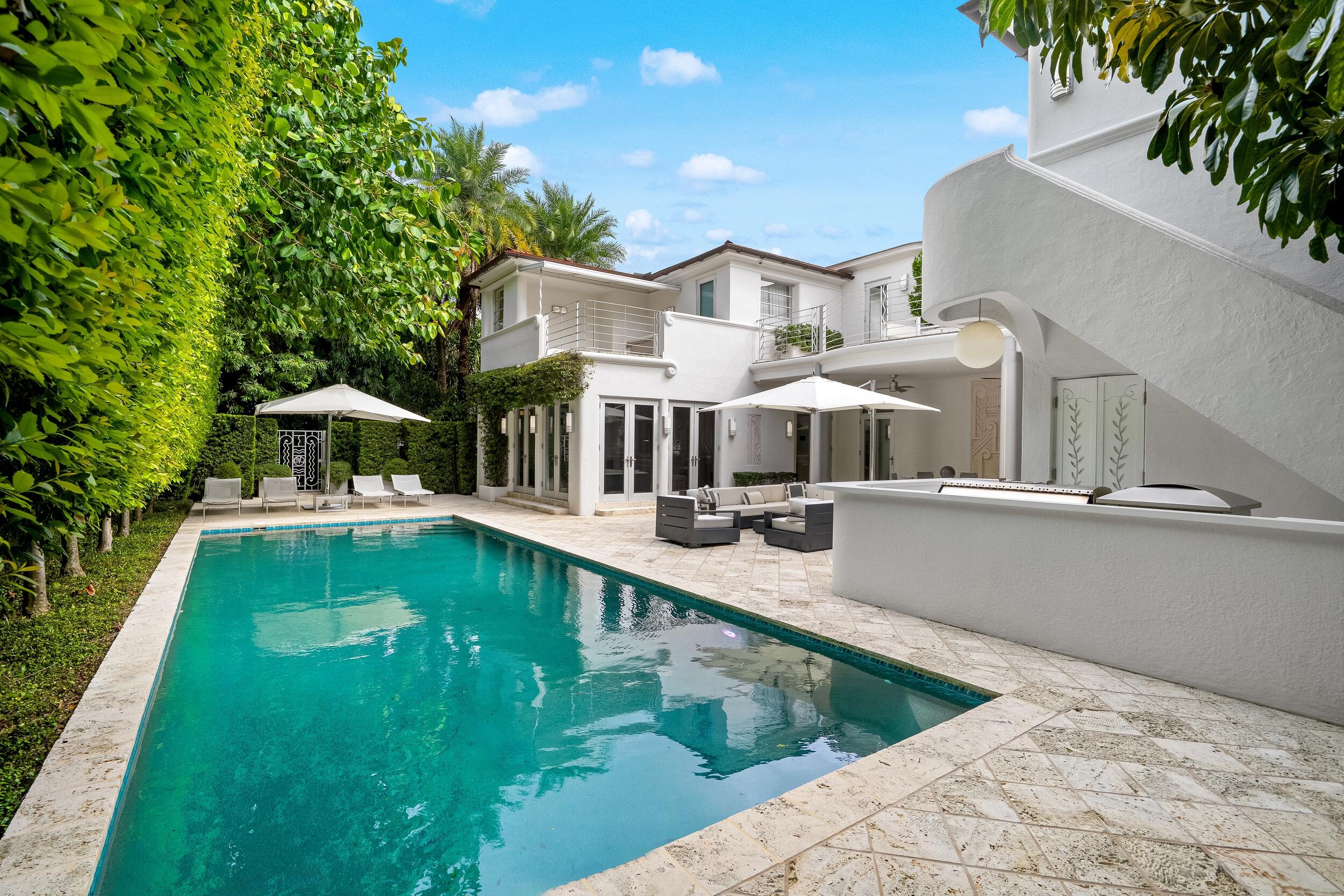2631 S Flagler Dr West Palm Beach, FL 33405