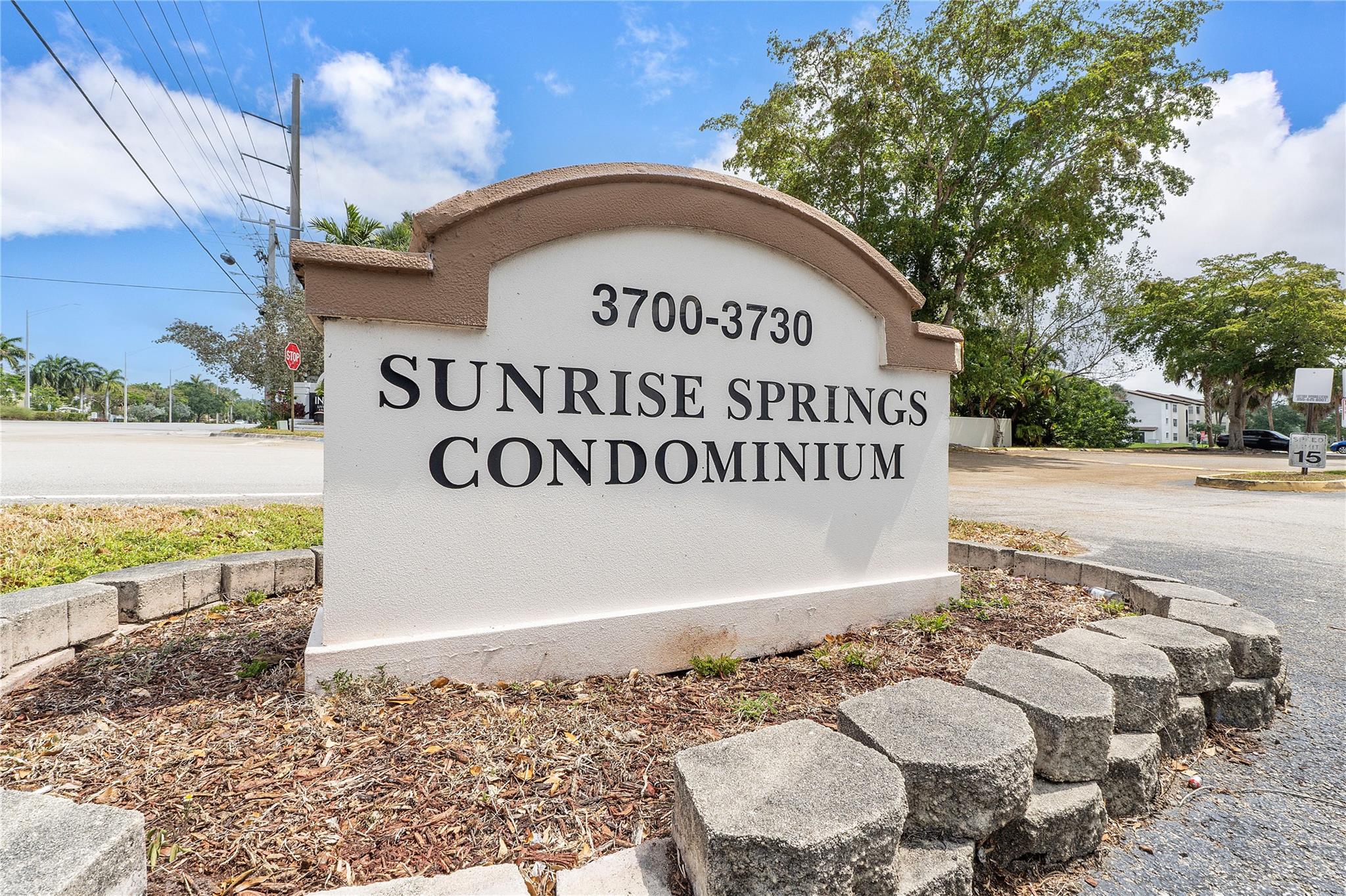 3710 N Pine Is Rd #314