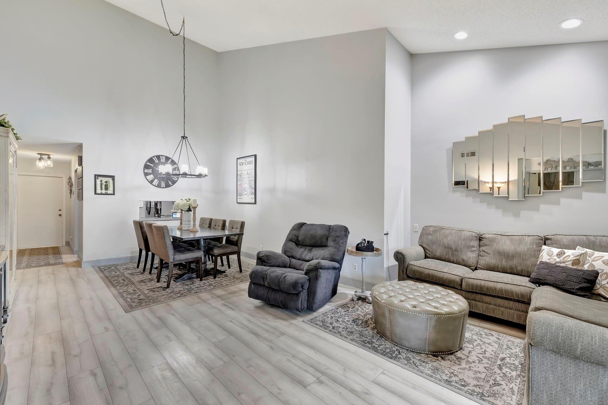 8799 Holly Ct #202,Tamarac, FL 33321