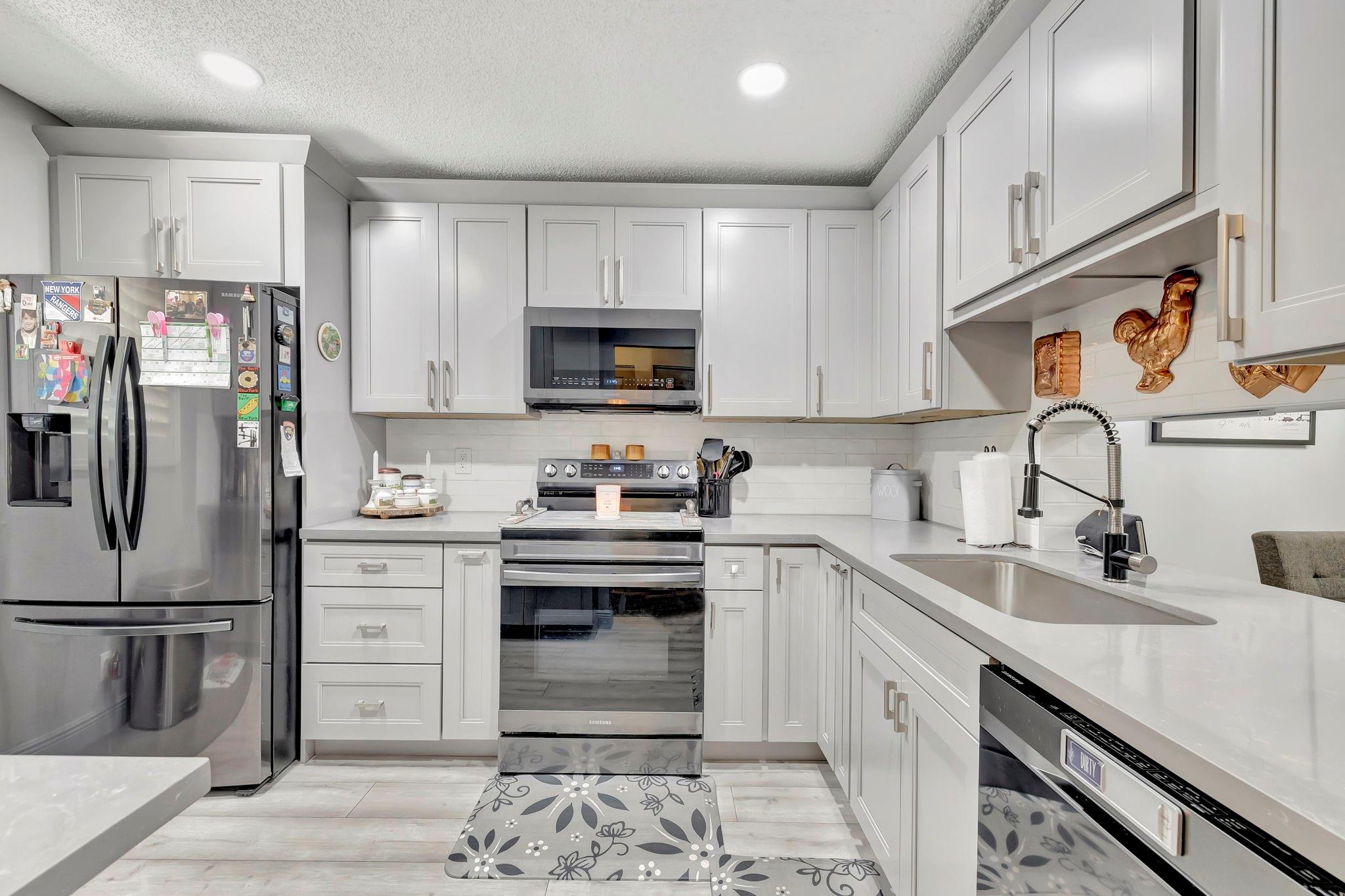 8799 Holly Ct #202,Tamarac, FL 33321