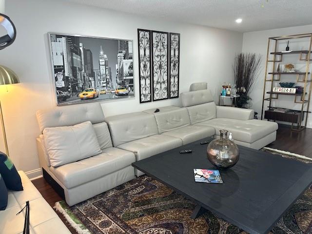 917 NE 16th Ave #13